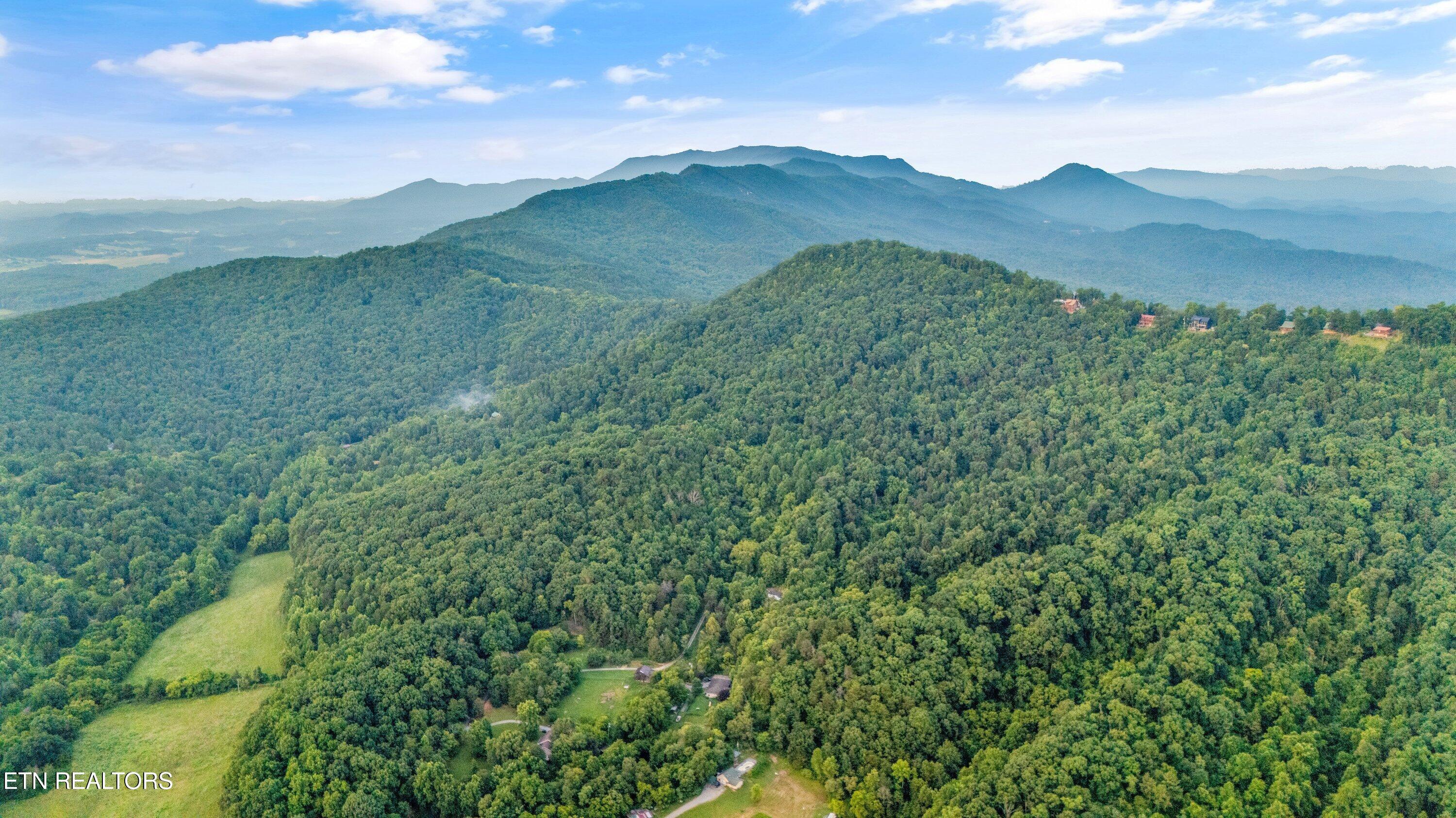 5 Shell Mountain Road Sevierville TN 37876