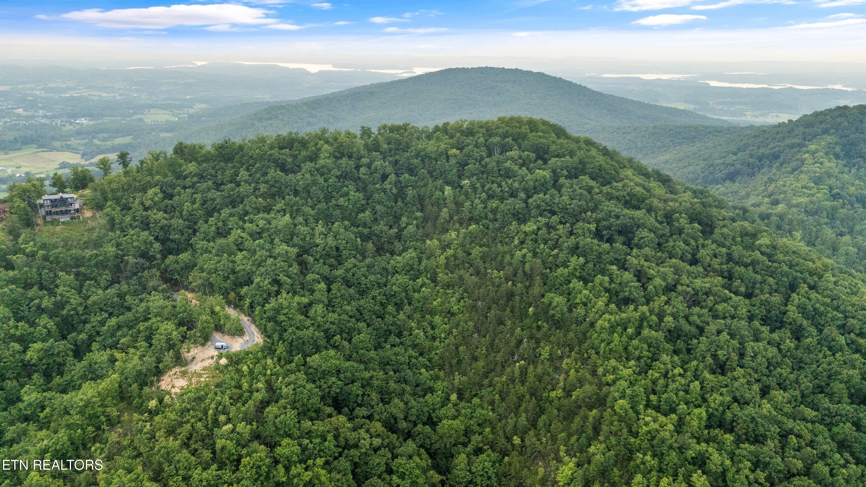 5 Shell Mountain Road Sevierville TN 37876