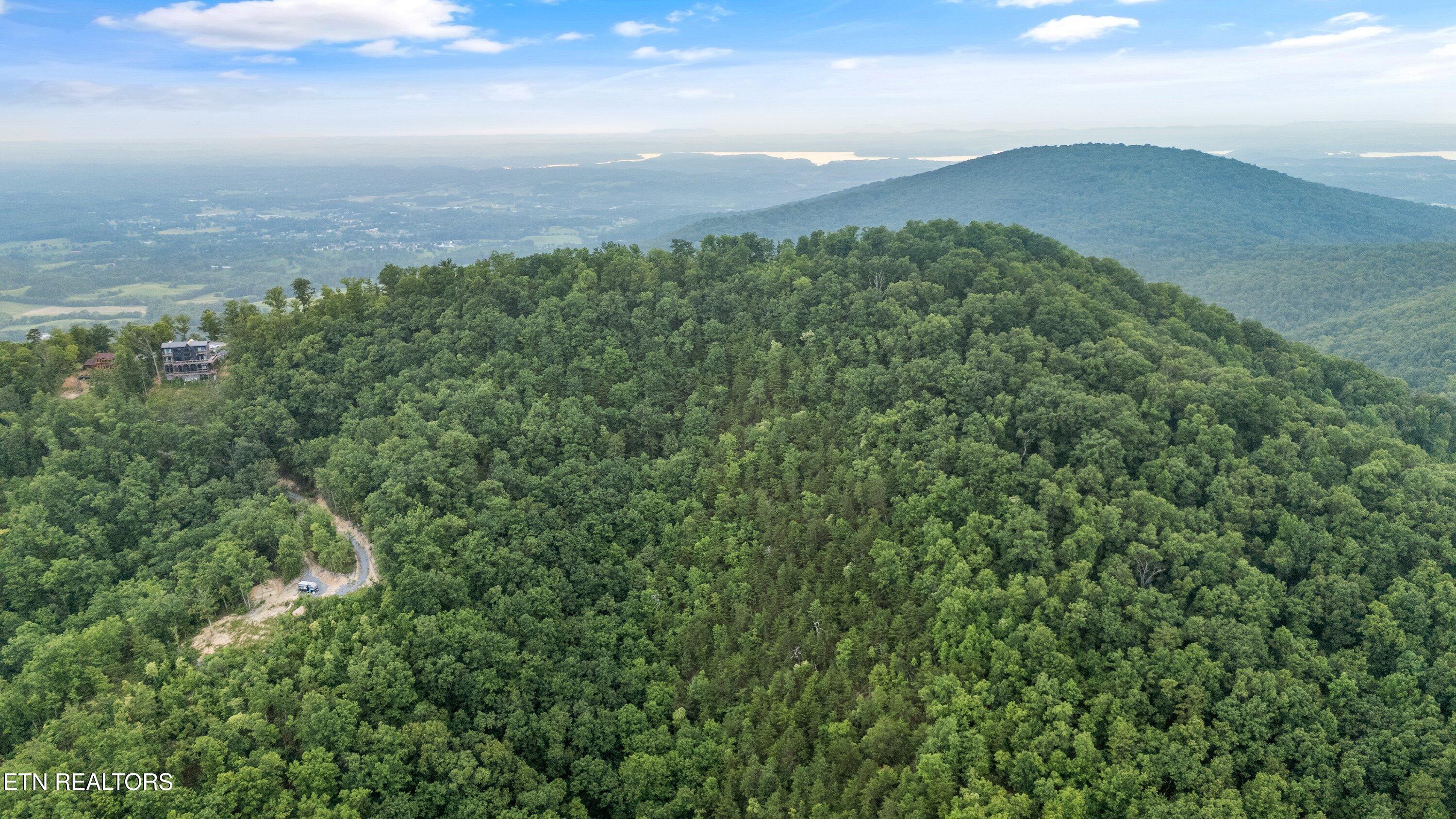 5 Shell Mountain Road Sevierville TN 37876