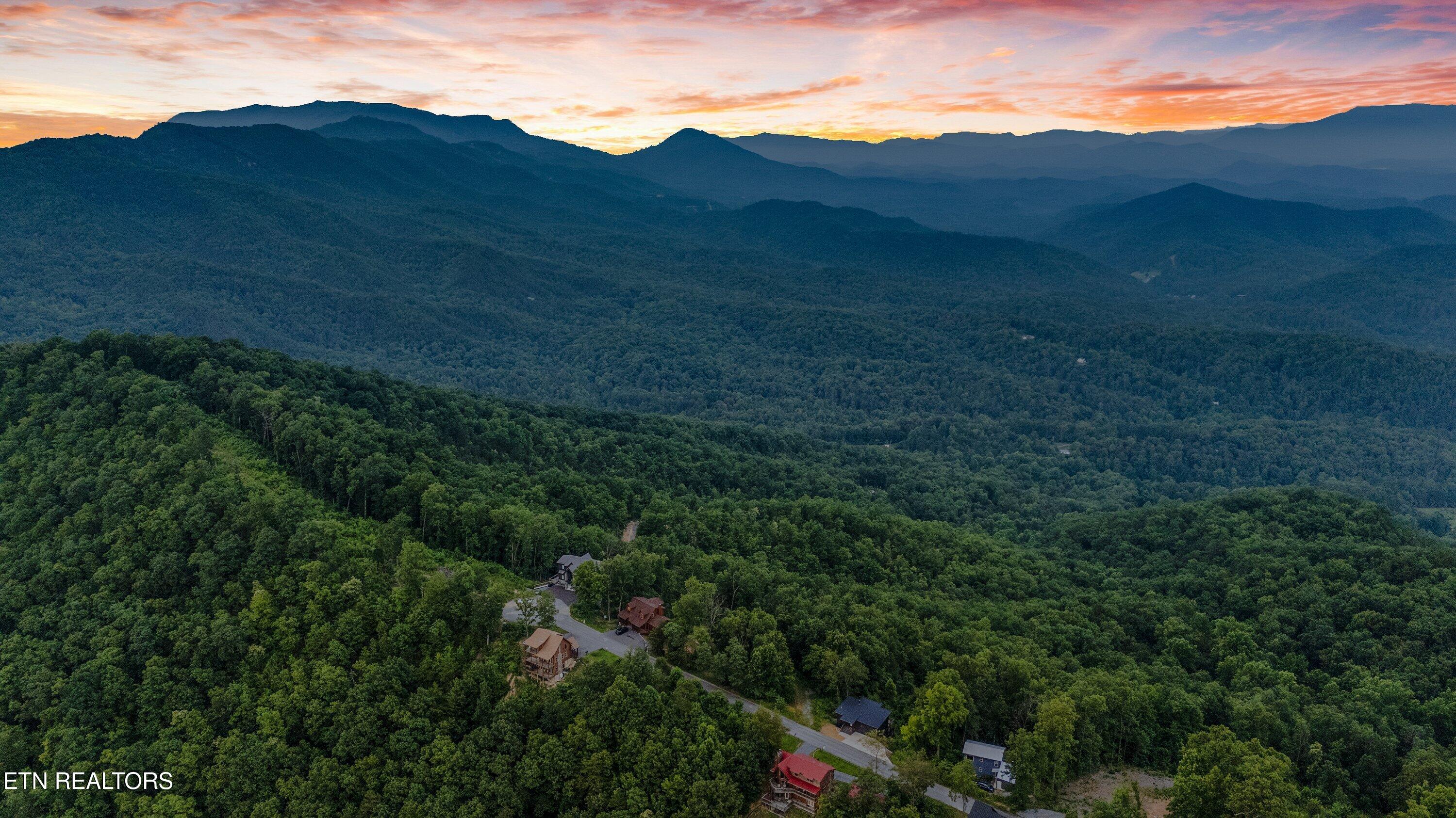 5 Shell Mountain Road Sevierville TN 37876