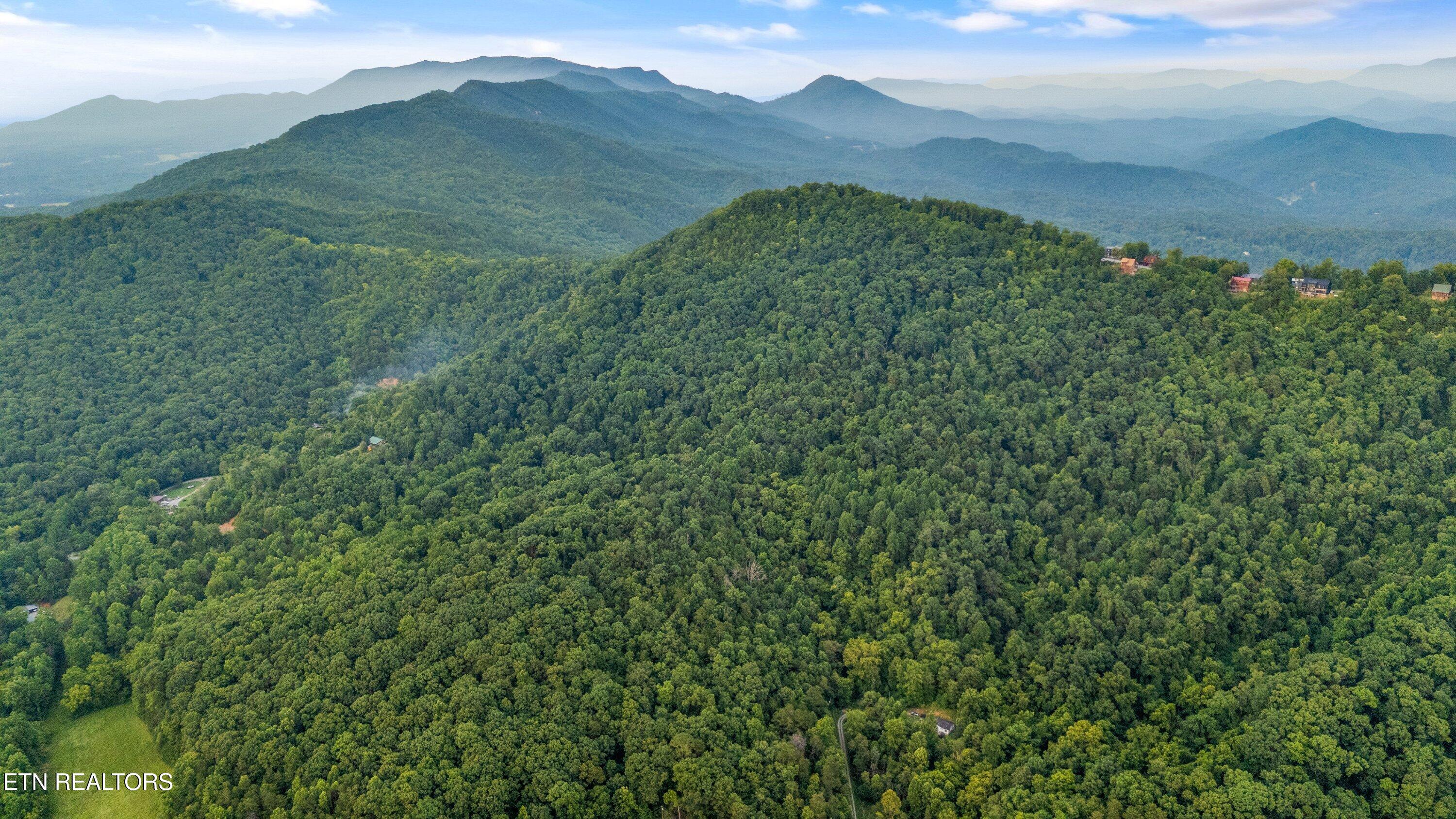 5 Shell Mountain Road Sevierville TN 37876