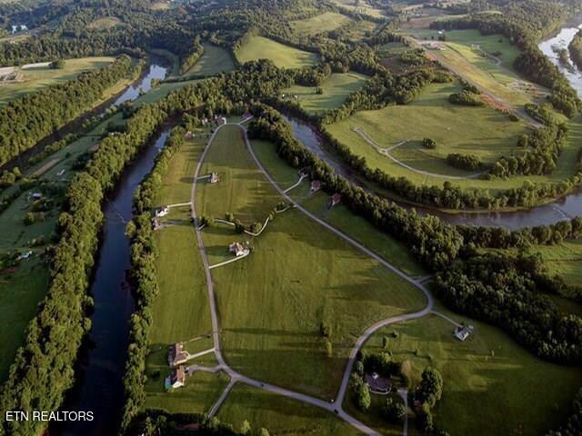 2027 River Mist New Market TN 37820