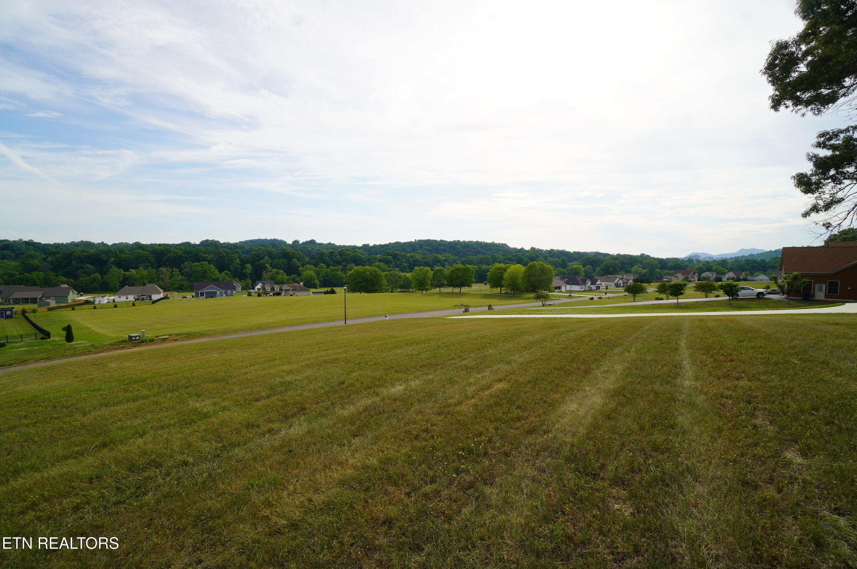 2027 River Mist New Market TN 37820