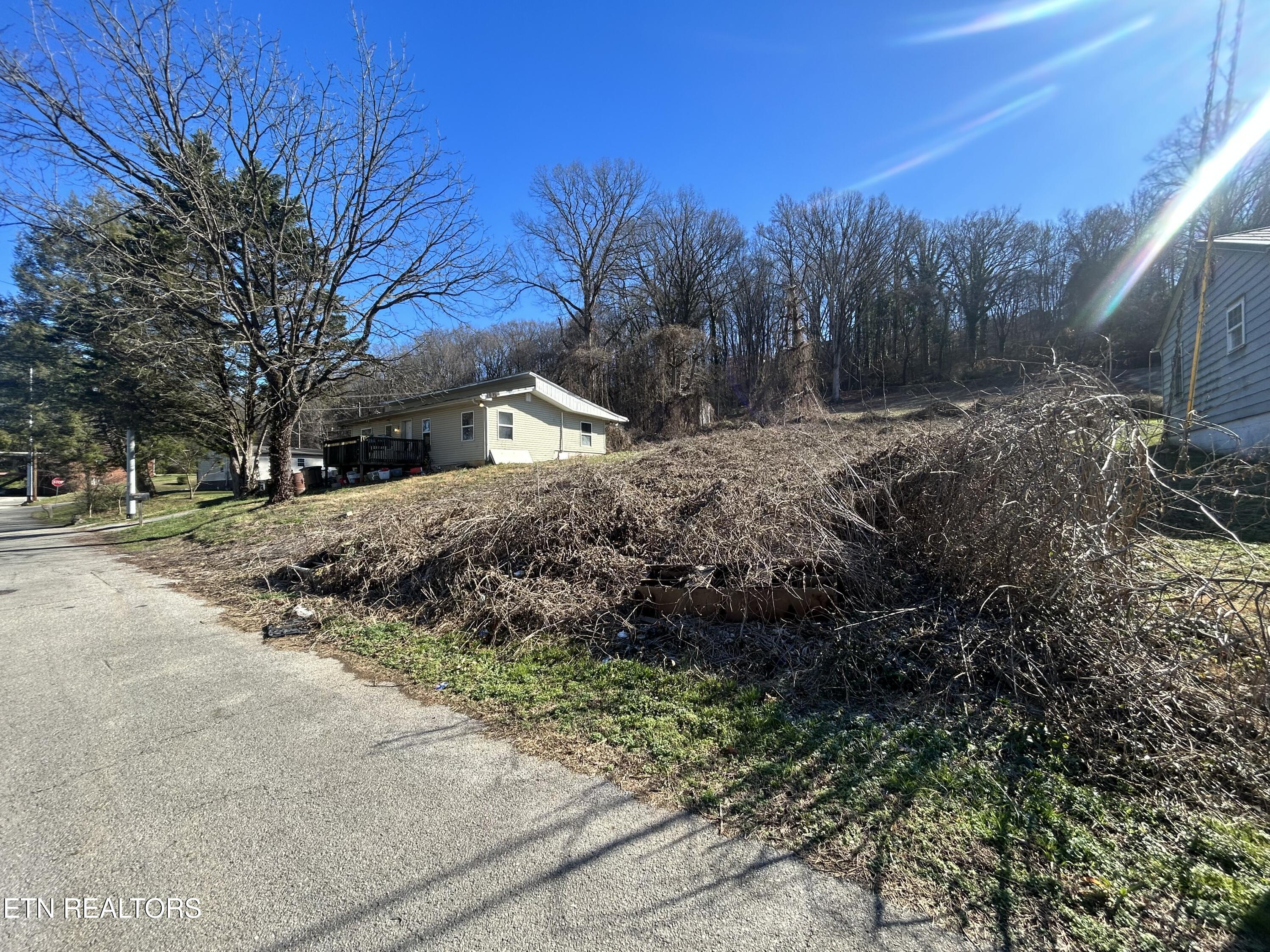 4258 Ivy Avenue Knoxville TN 37914