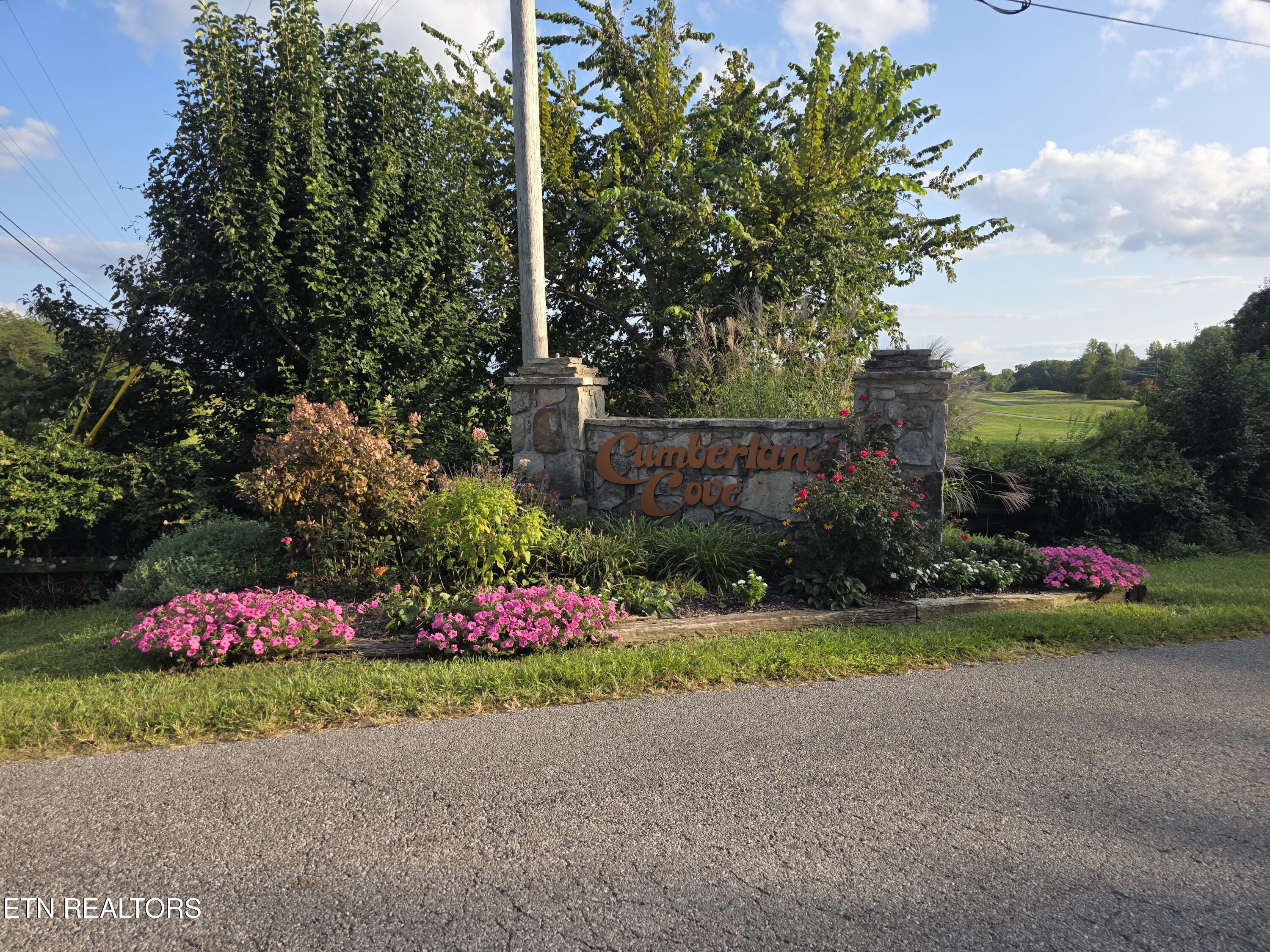 50 E Cove Road Monterey TN 38574