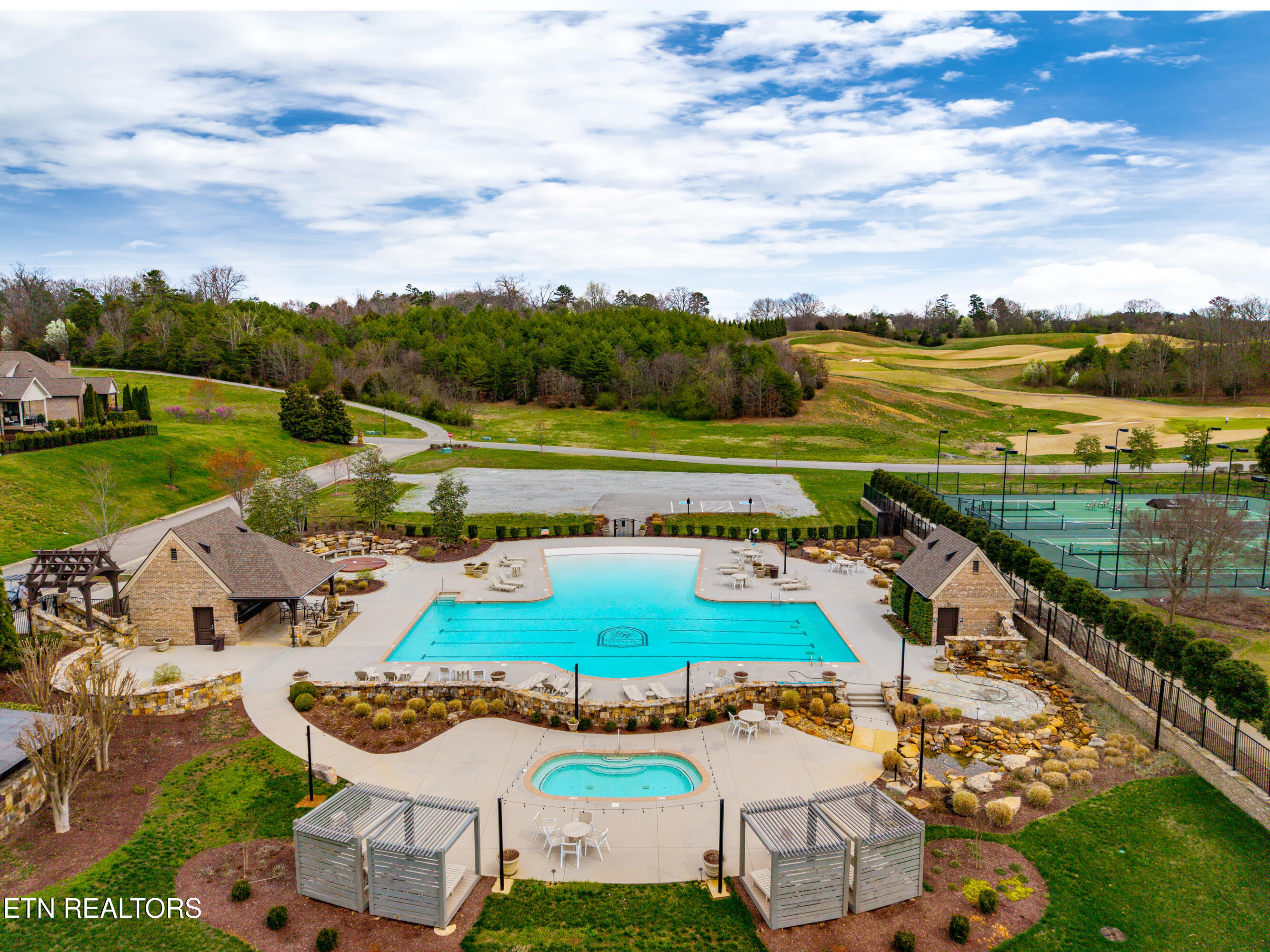 865 Navigator Drive Lenoir City TN 37772