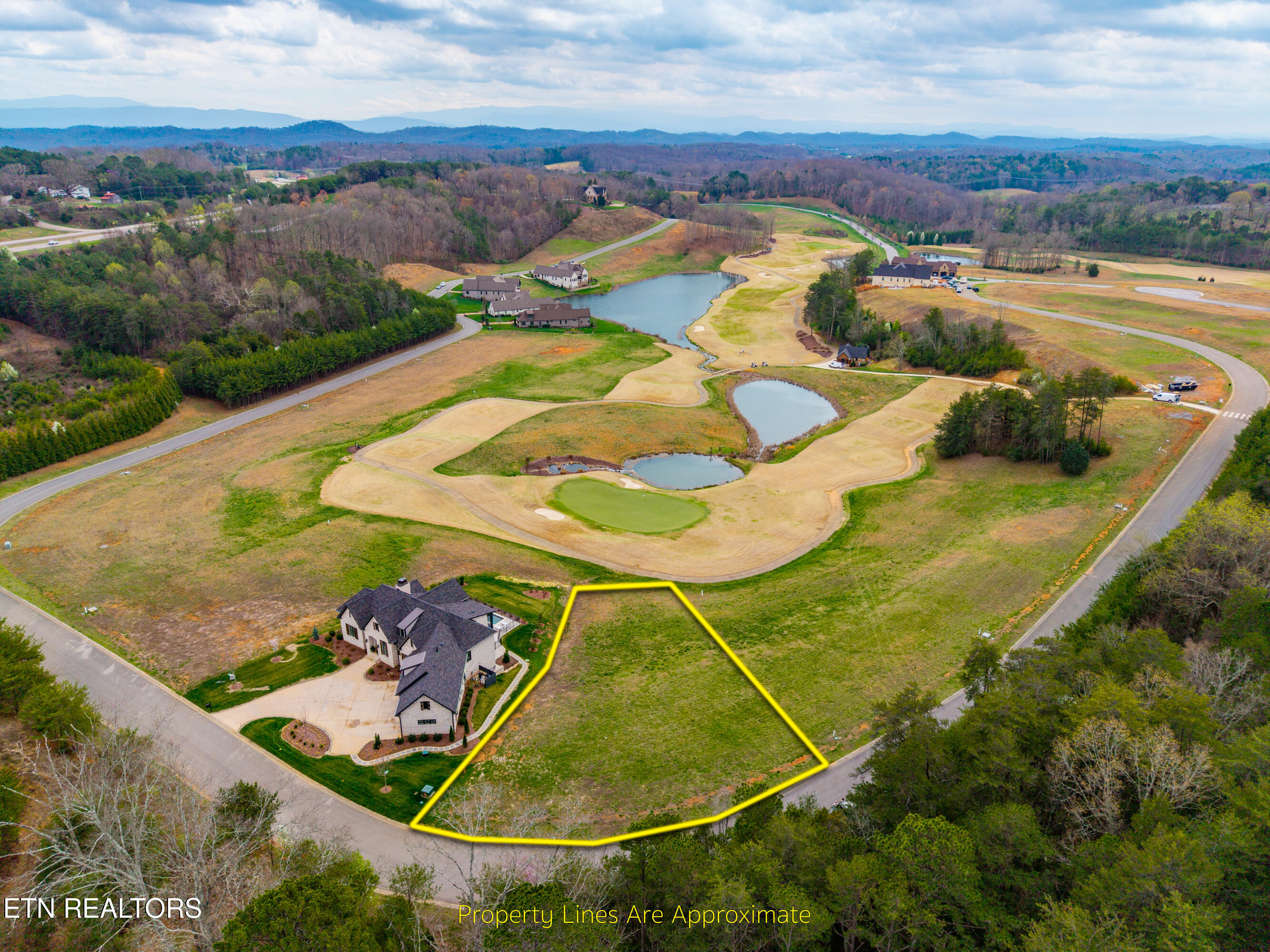 865 Navigator Drive Lenoir City TN 37772