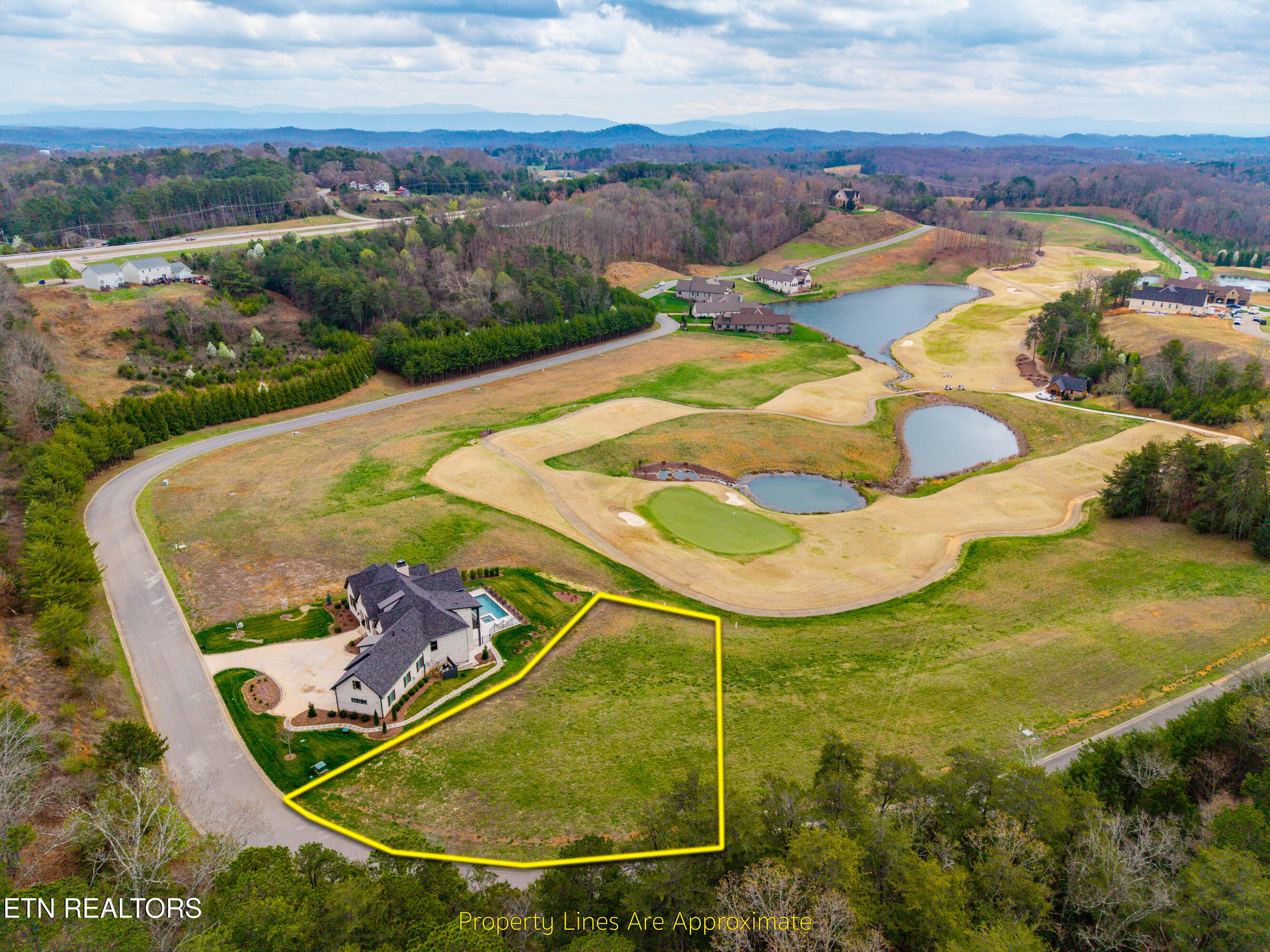 865 Navigator Drive Lenoir City TN 37772