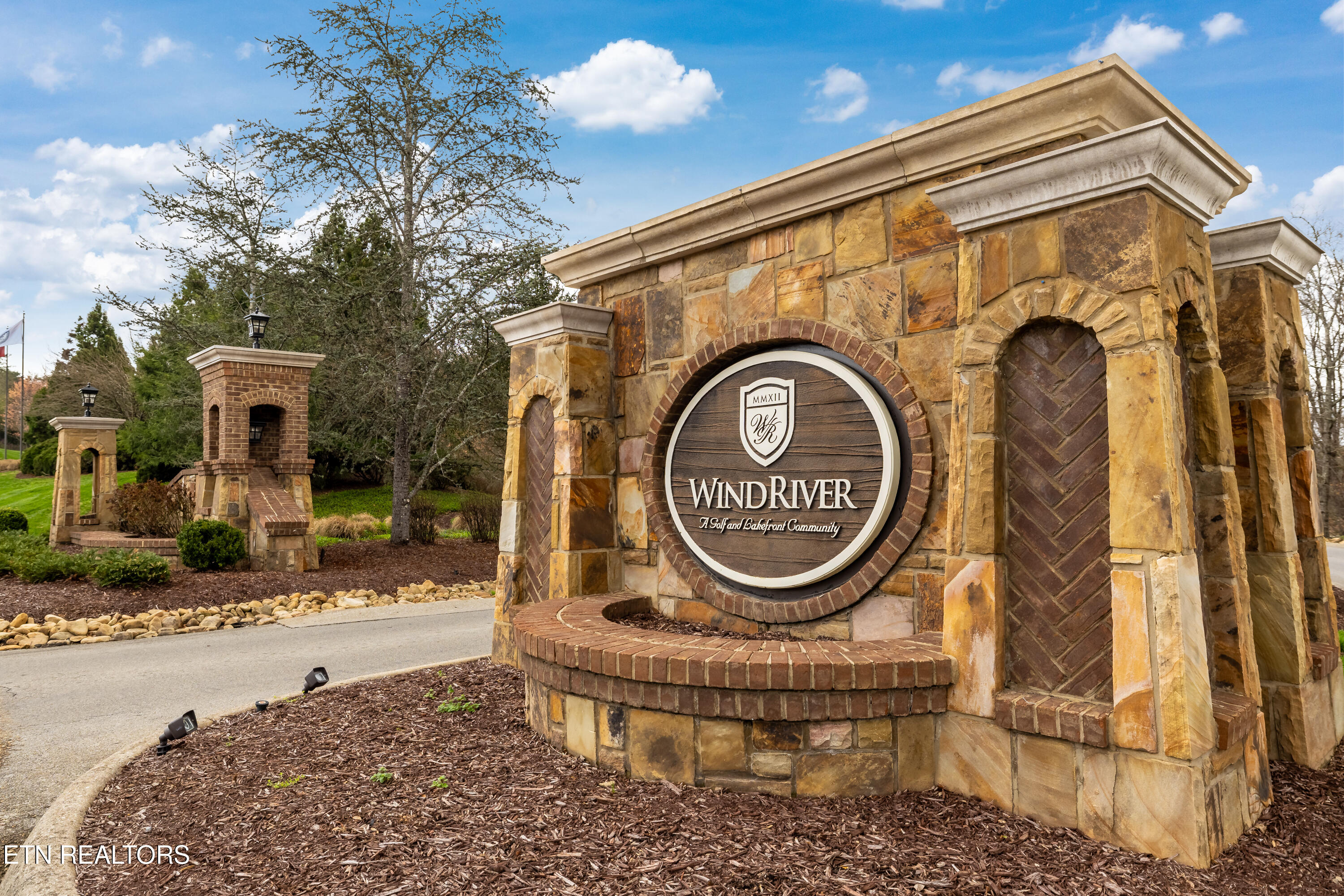 865 Navigator Drive Lenoir City TN 37772