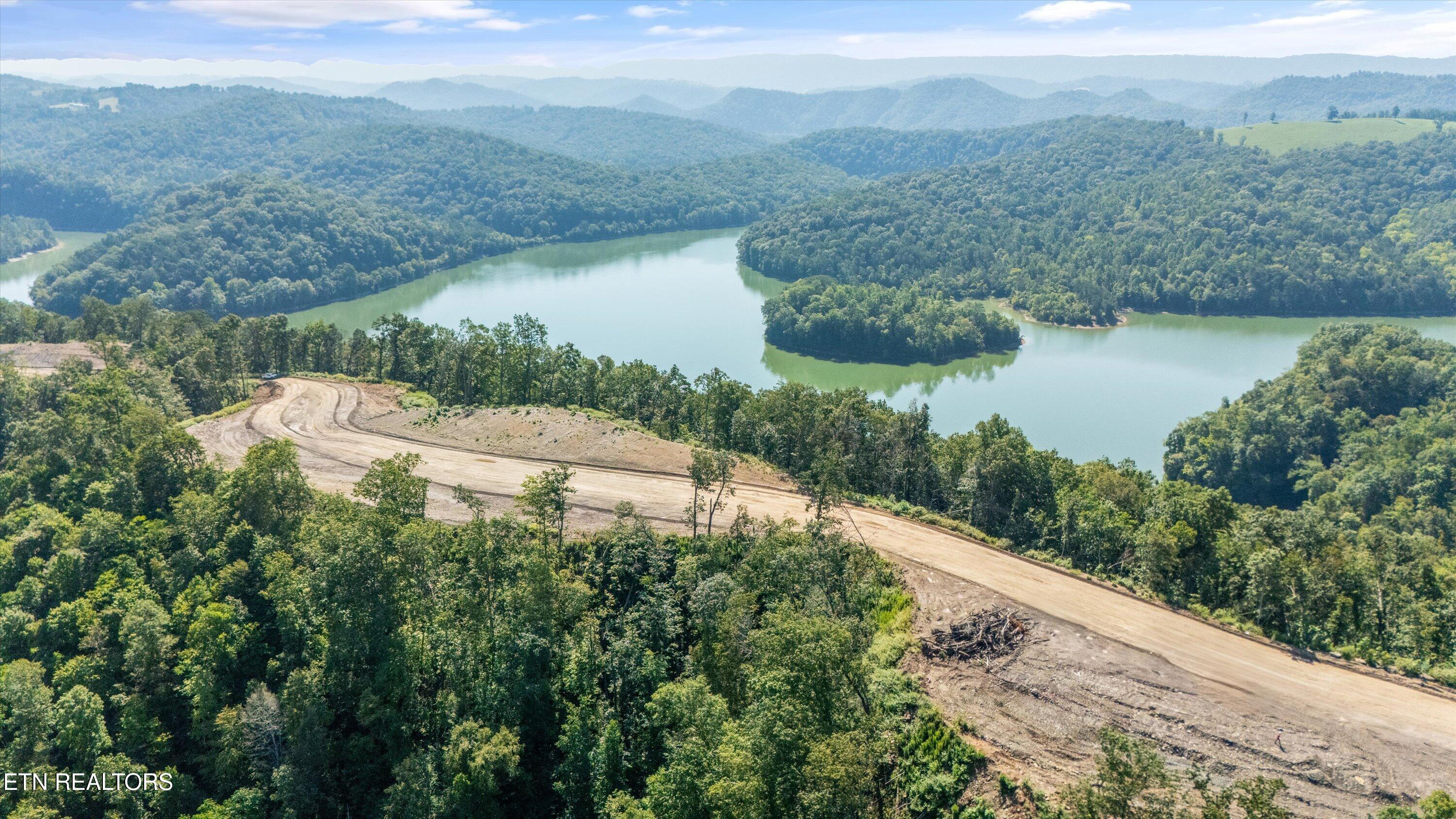 Lot 101 Sommet Ridge East Tazewell TN 37879