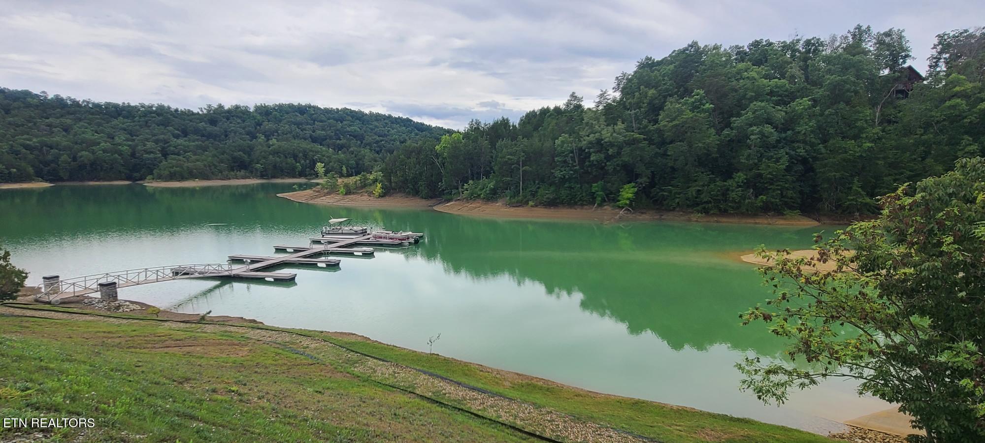 Lot 30 Emerald Isle Boulevard Dandridge TN 37725