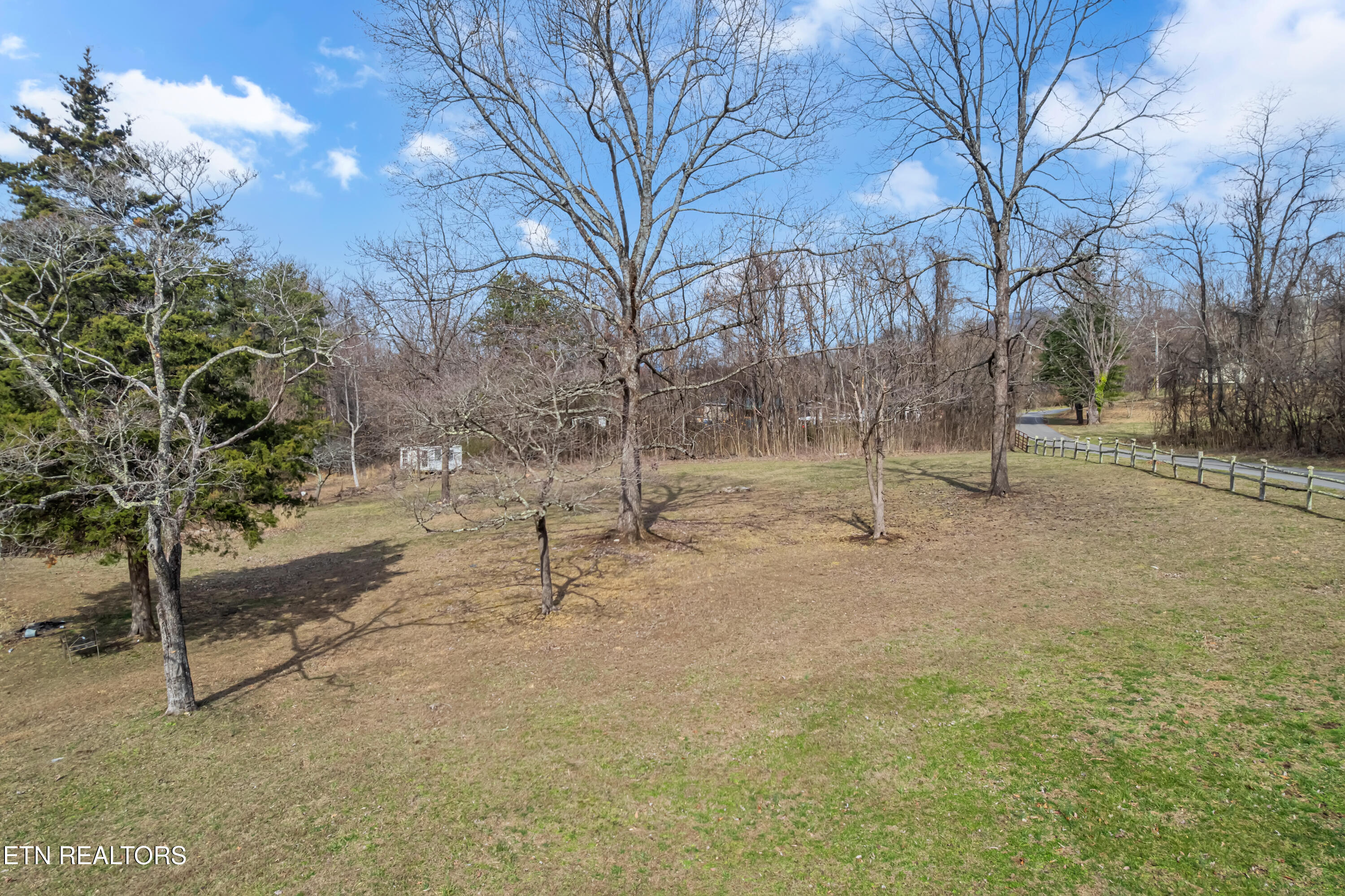 Collier Loop Dandridge TN 37725