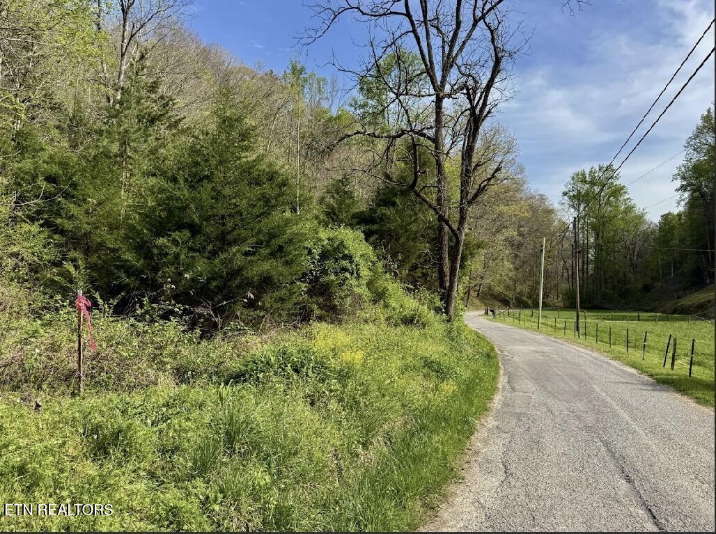 Lay Hollow Road Sharps Chapel TN 37866
