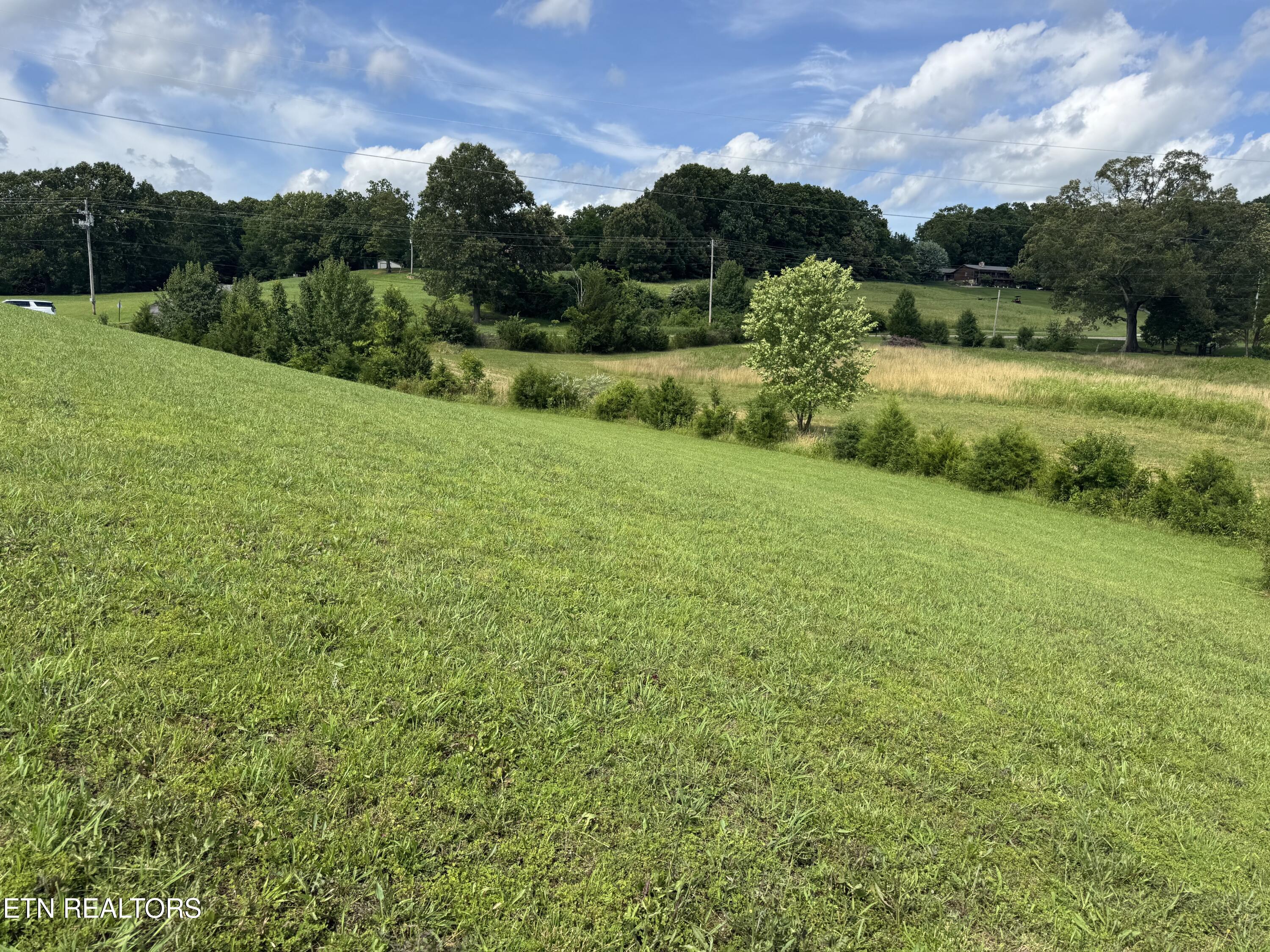 Lot 3 Chestnut Hill Road Dandridge TN 37725