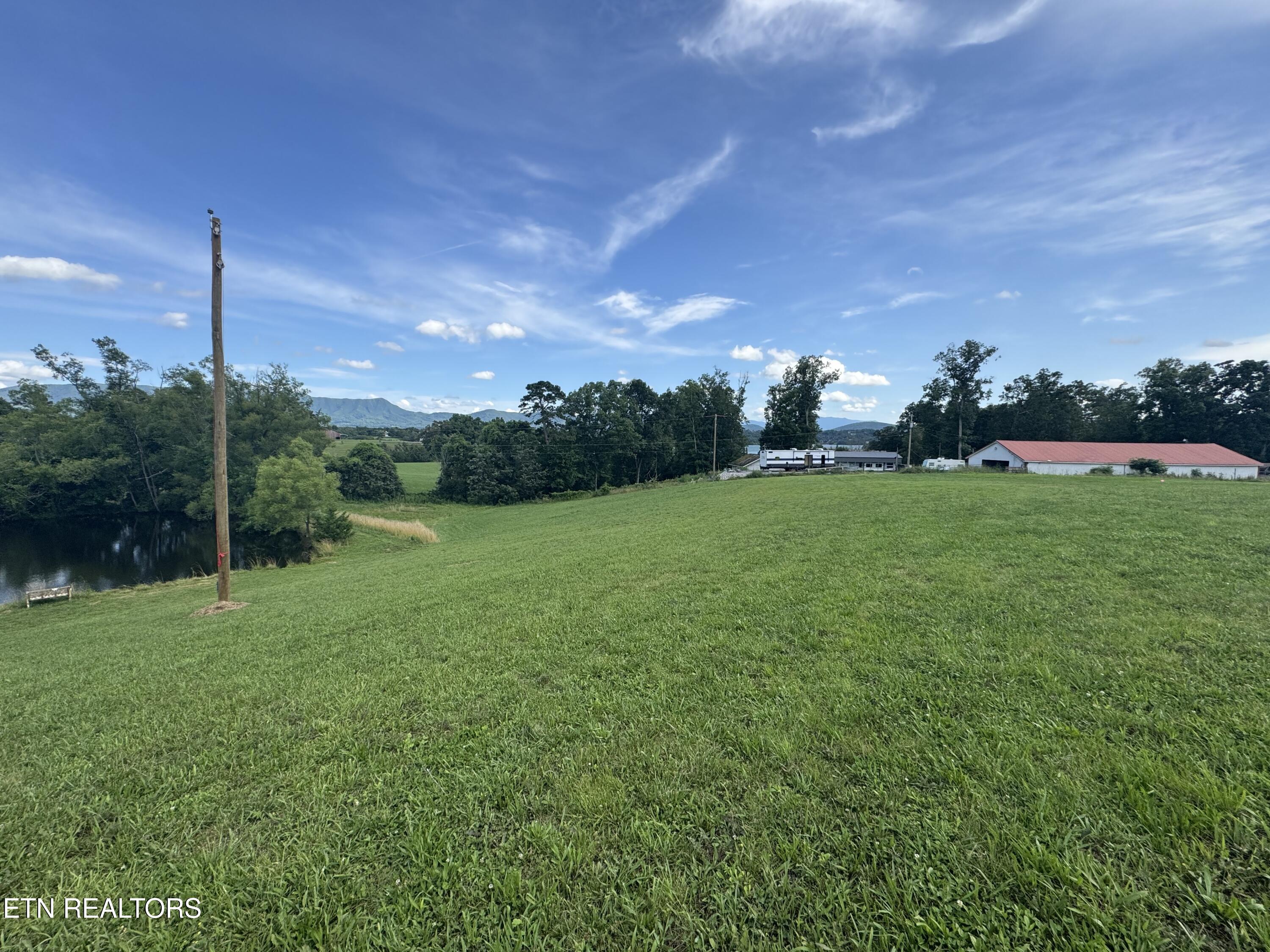 Lot 3 Chestnut Hill Road Dandridge TN 37725