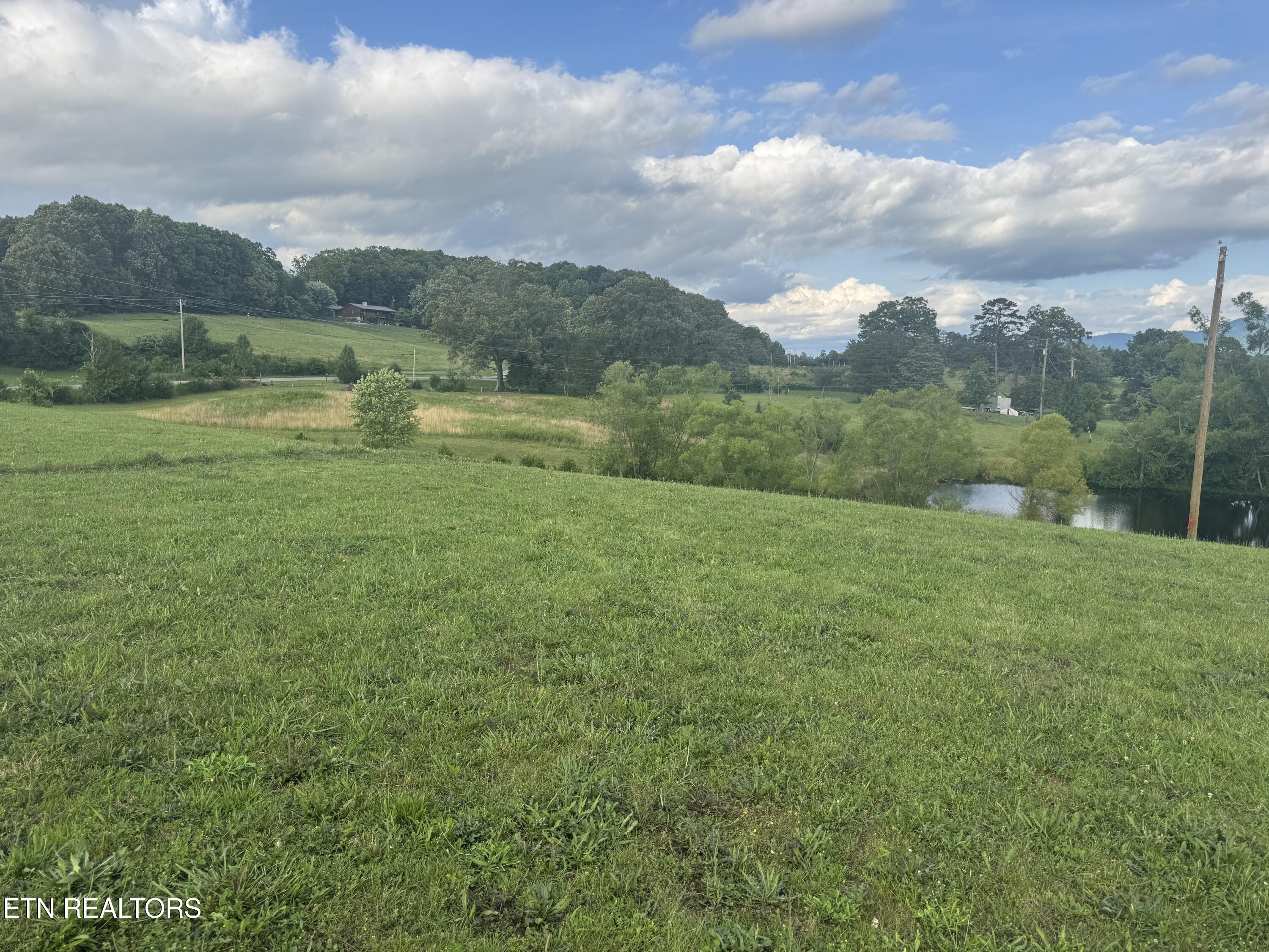 Lot 3 Chestnut Hill Road Dandridge TN 37725