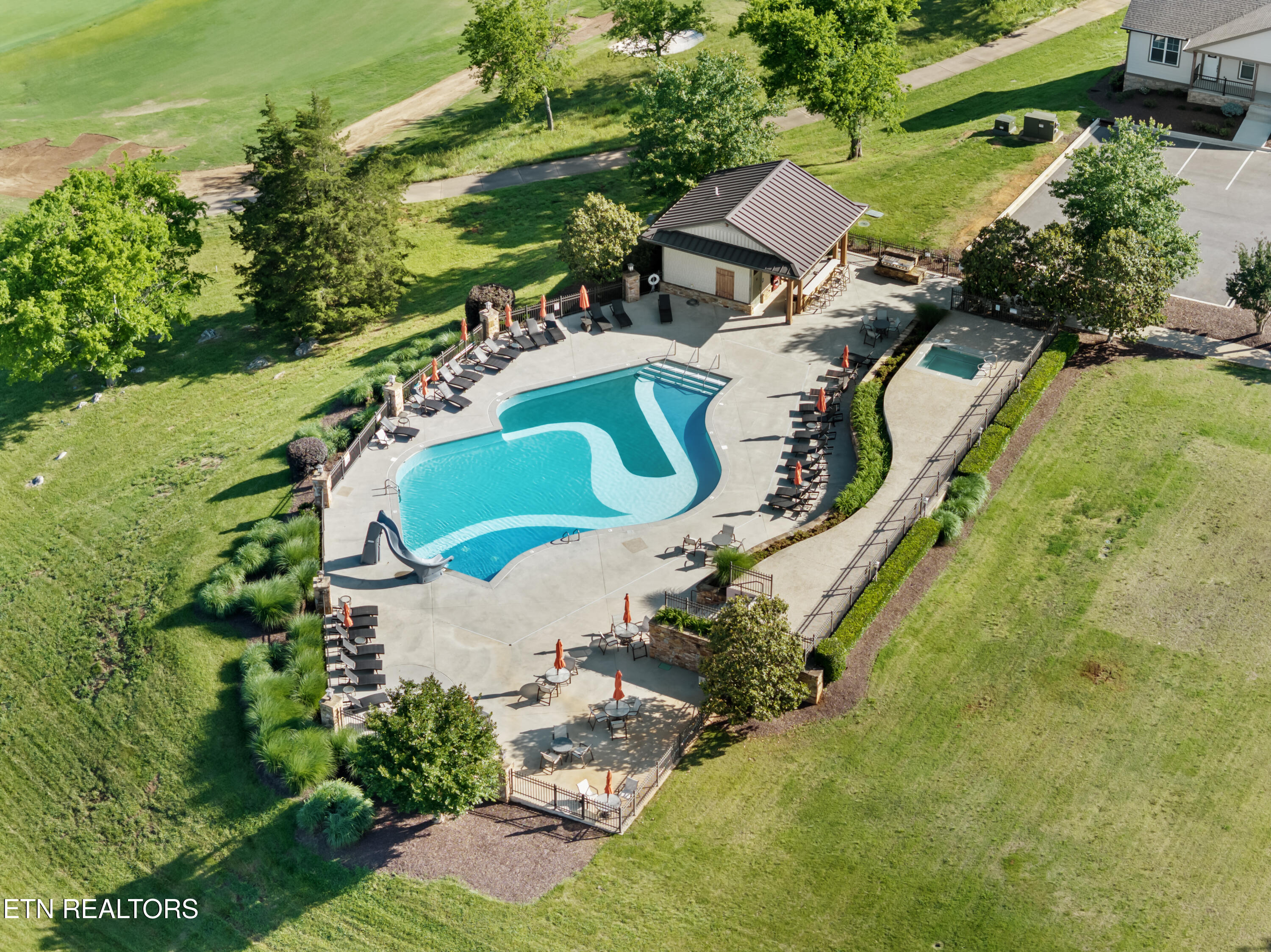 2619 Persimmon Ridge Loudon TN 37774