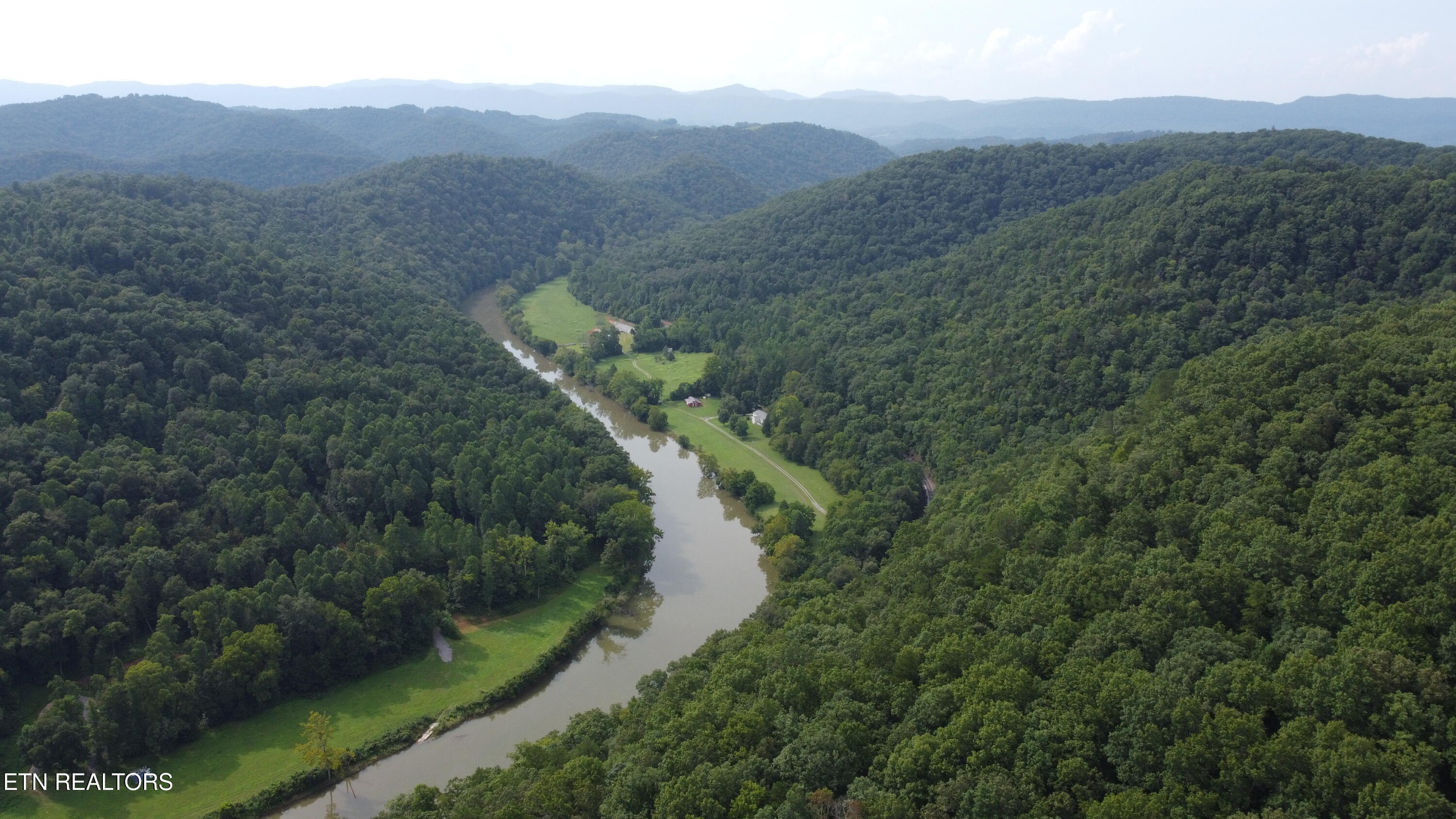 Lonesome Valley Road New Tazewell TN 37825