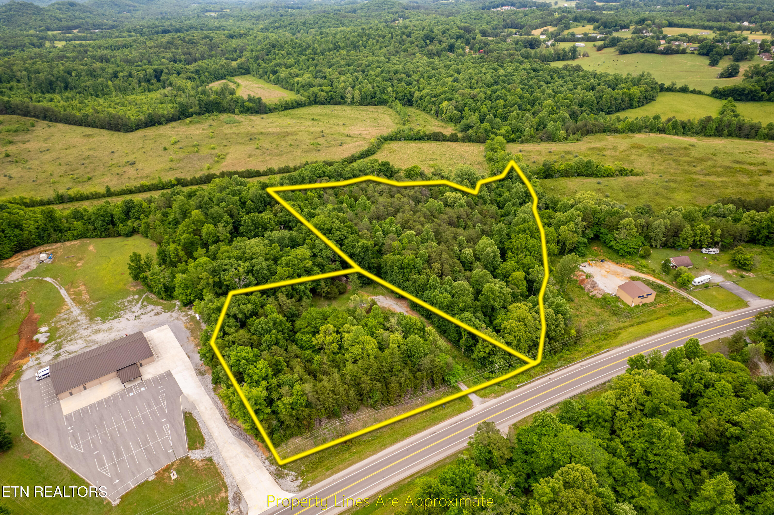 8609 Tennessee 68 Tellico Plains TN 37385