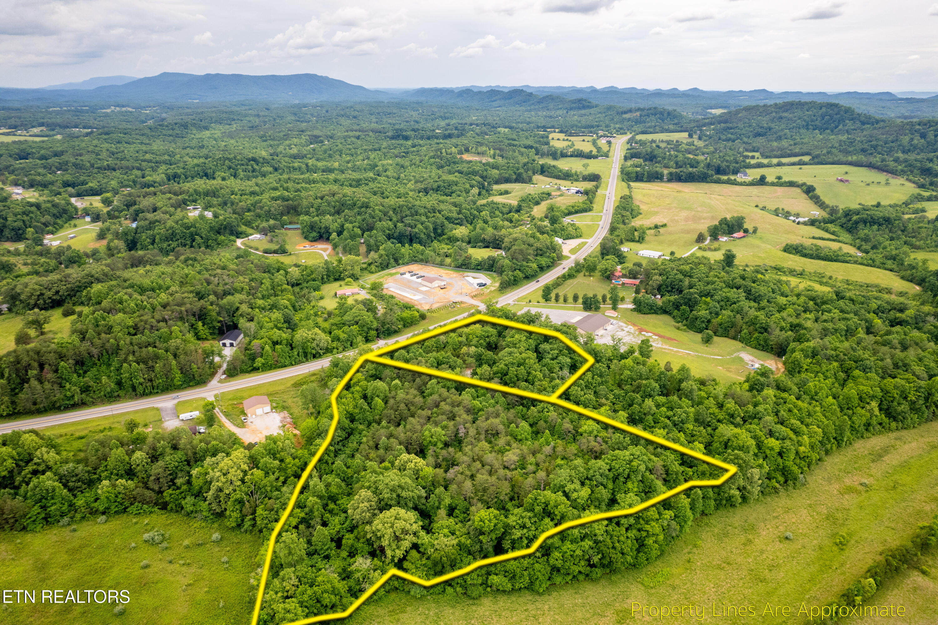 8609 Tennessee 68 Tellico Plains TN 37385