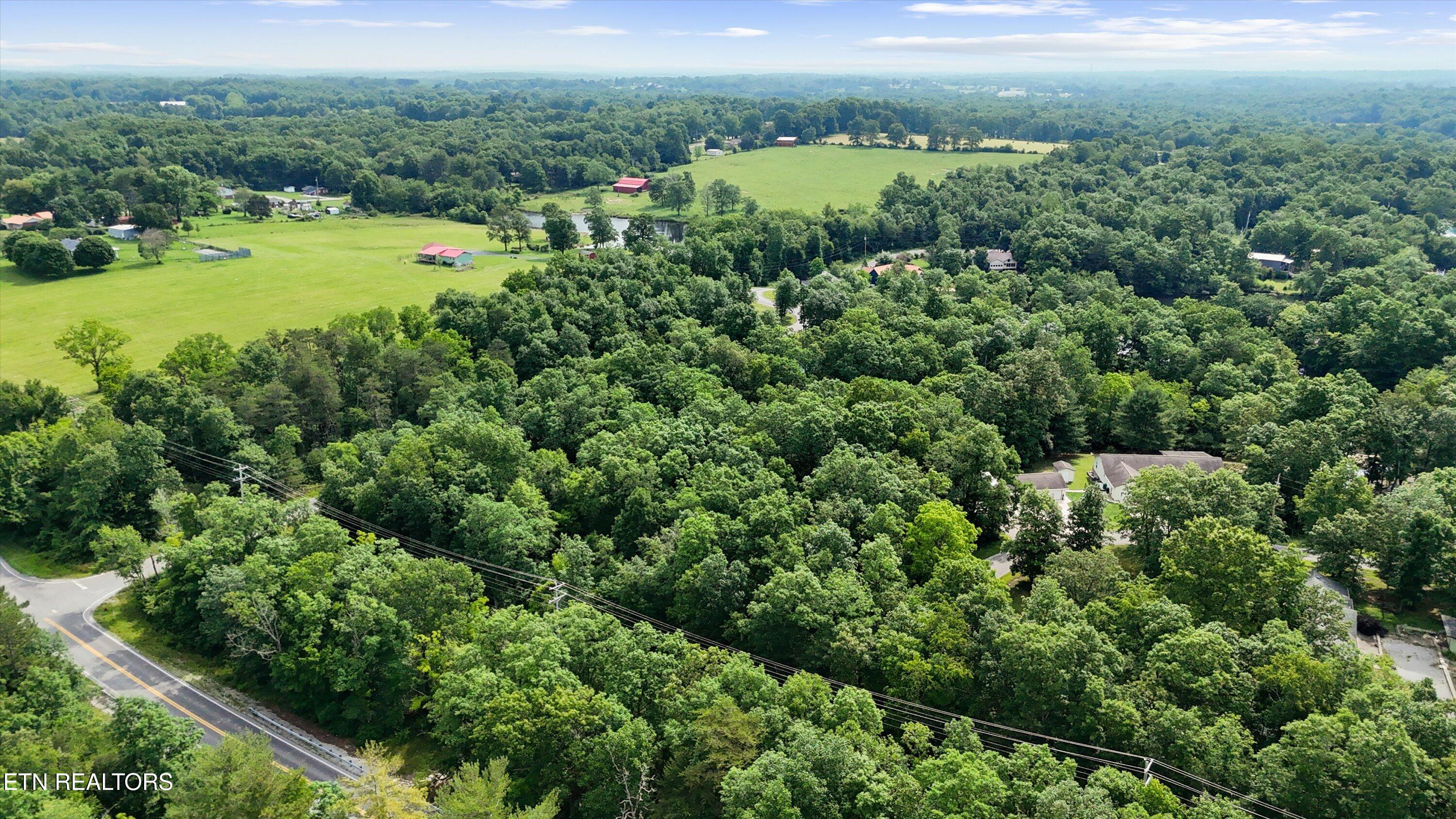 1008 War Eagle Drive Crossville TN 38572