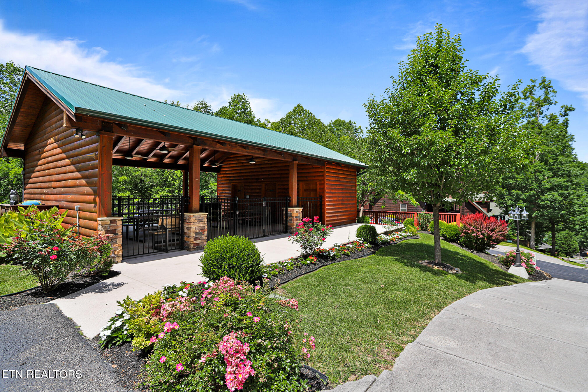 3274 Lonesome Pine Way Sevierville TN 37862