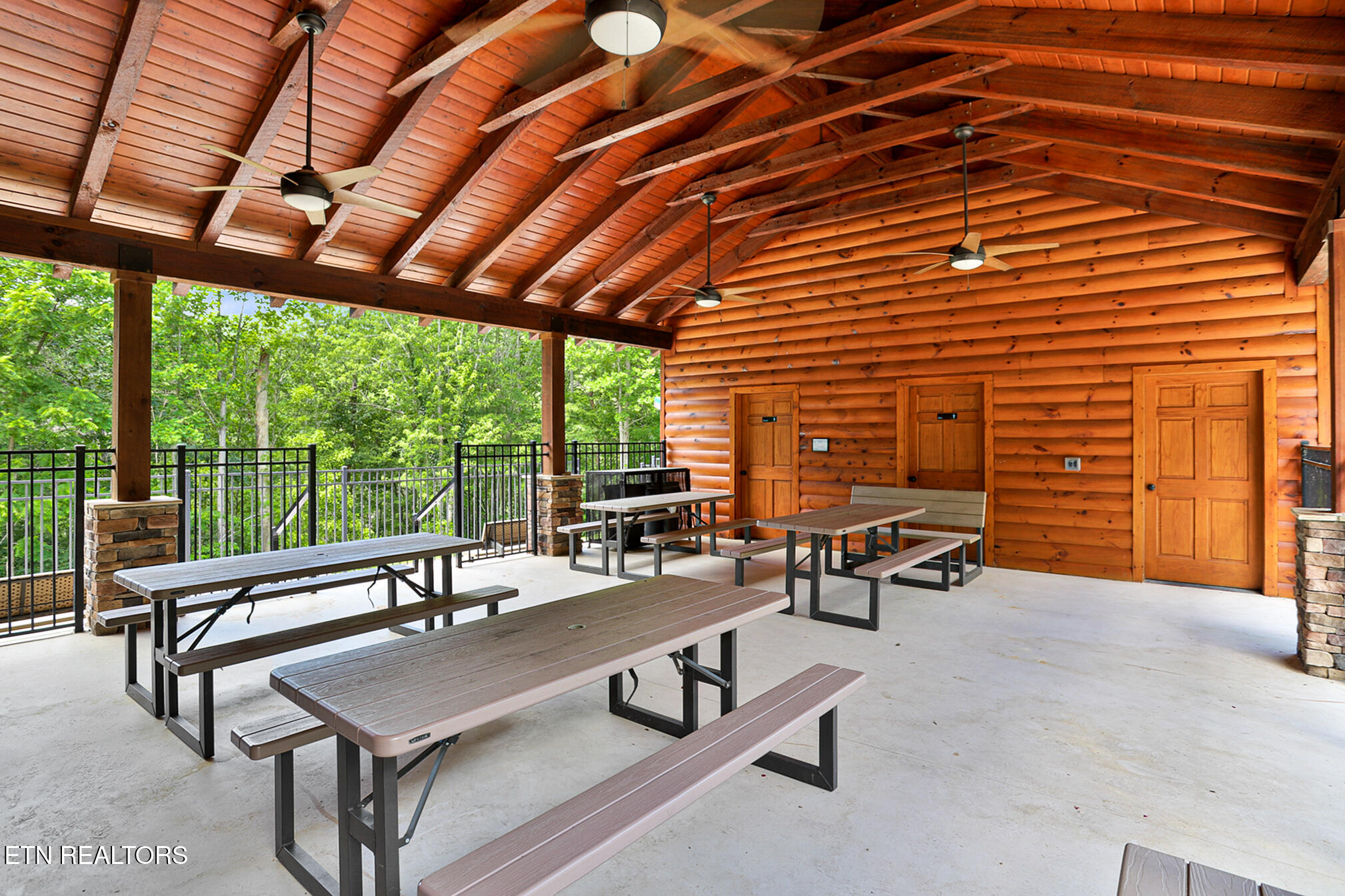 3274 Lonesome Pine Way Sevierville TN 37862