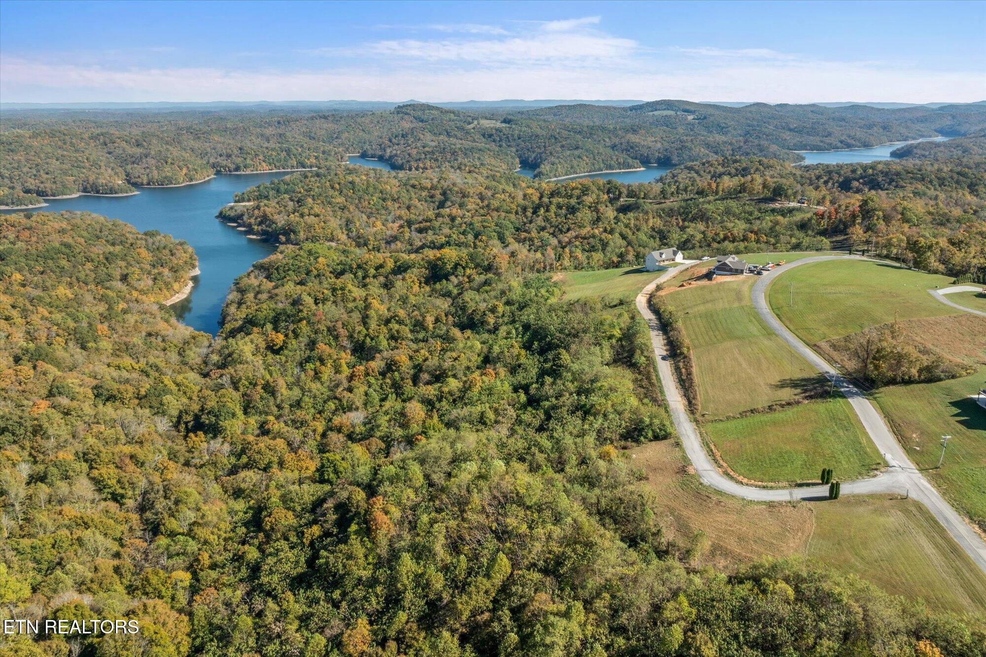 17C Rockfish Road Hilham TN 38568
