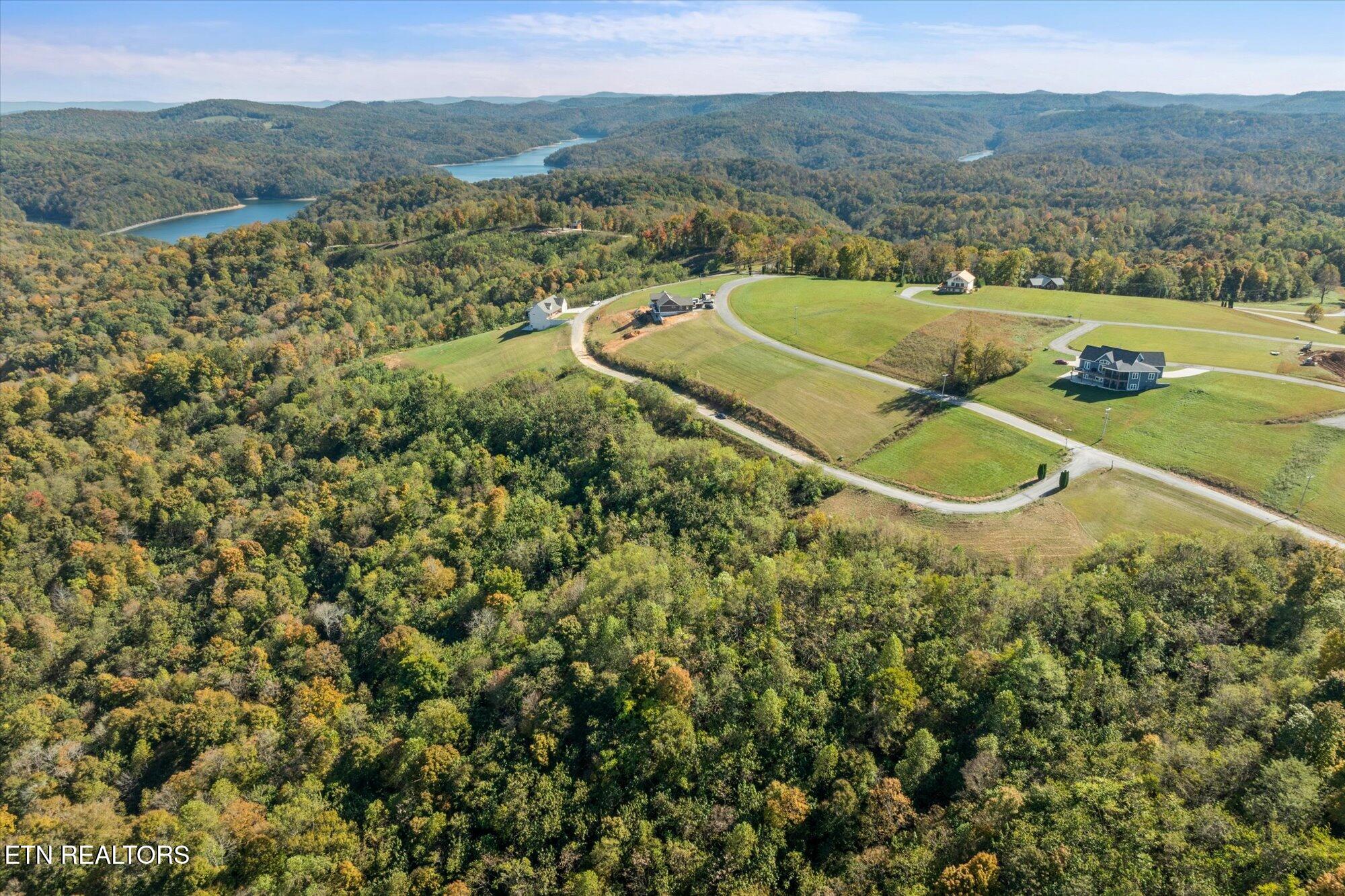 17C Rockfish Road Hilham TN 38568