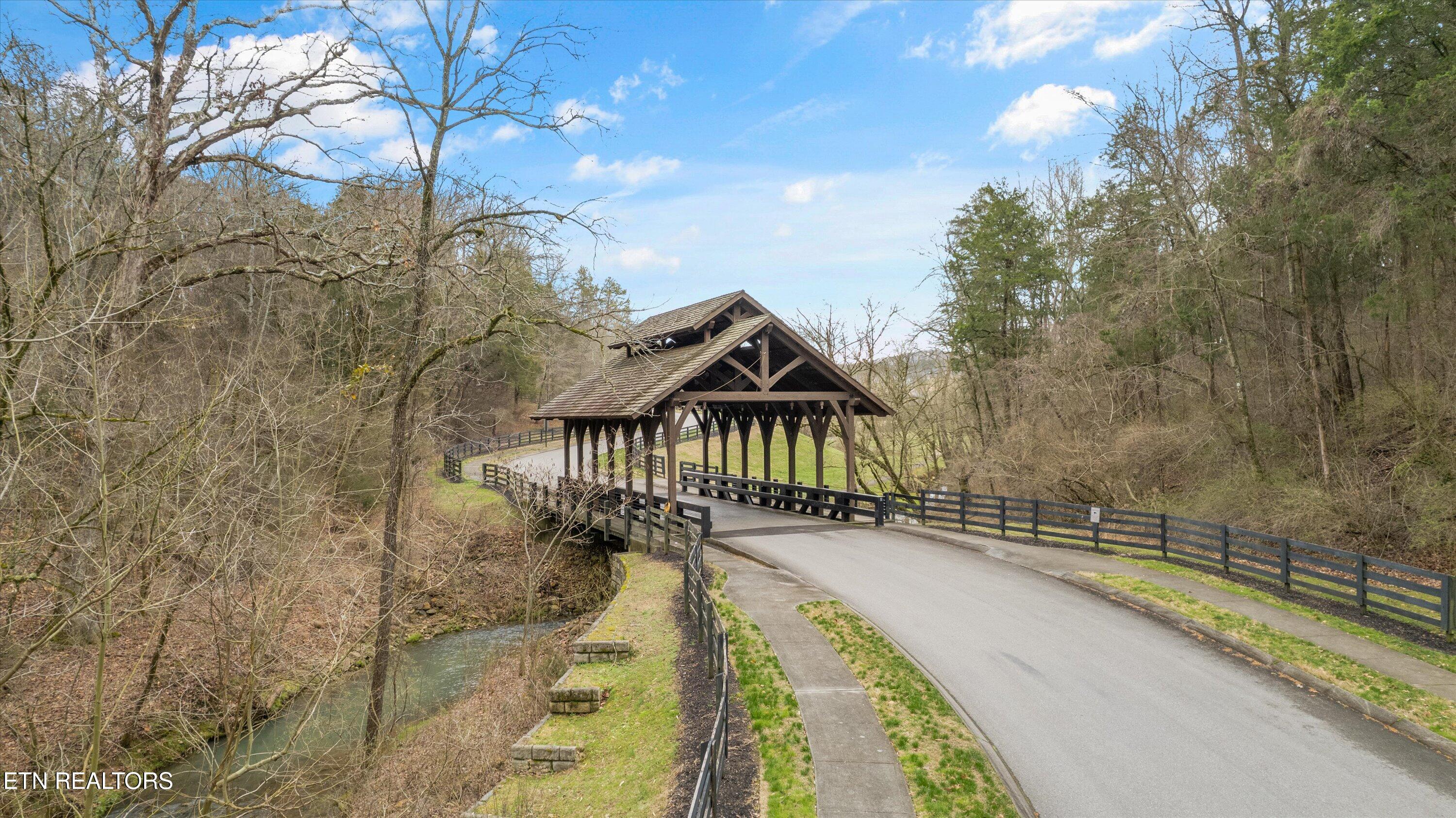 2545 Shady Meadow Lane Knoxville TN 37932