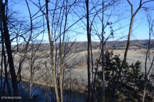 5.52AC Cabin Hill Road Celina TN 38551