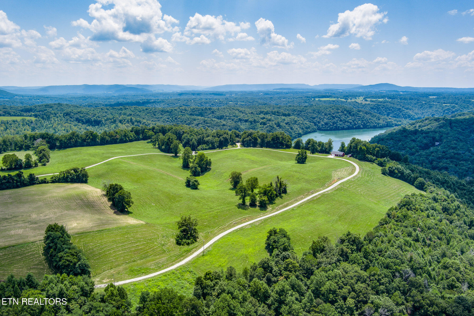 Lot 19 Amonett Circle Byrdstown TN 38549