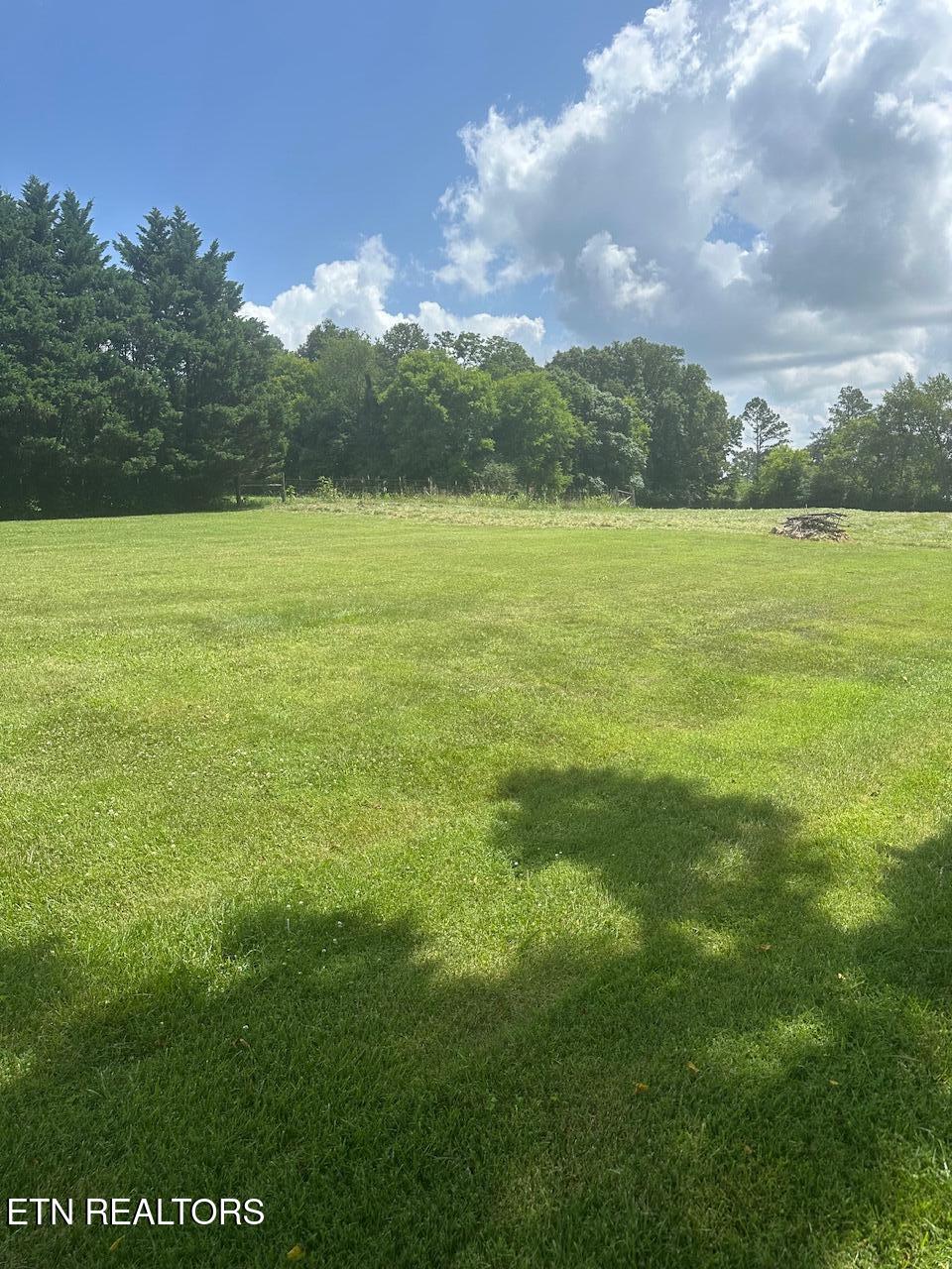 1035 Green Road Madisonville TN 37354