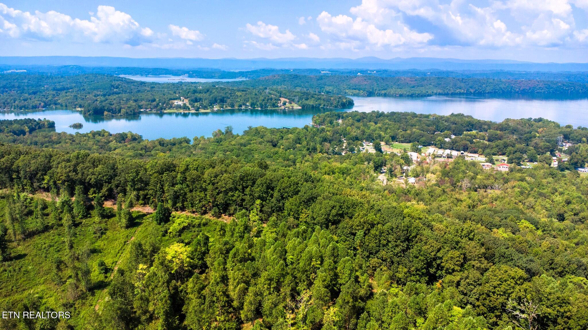 Lakeview 3 Highway 304 Ten Mile TN 37880