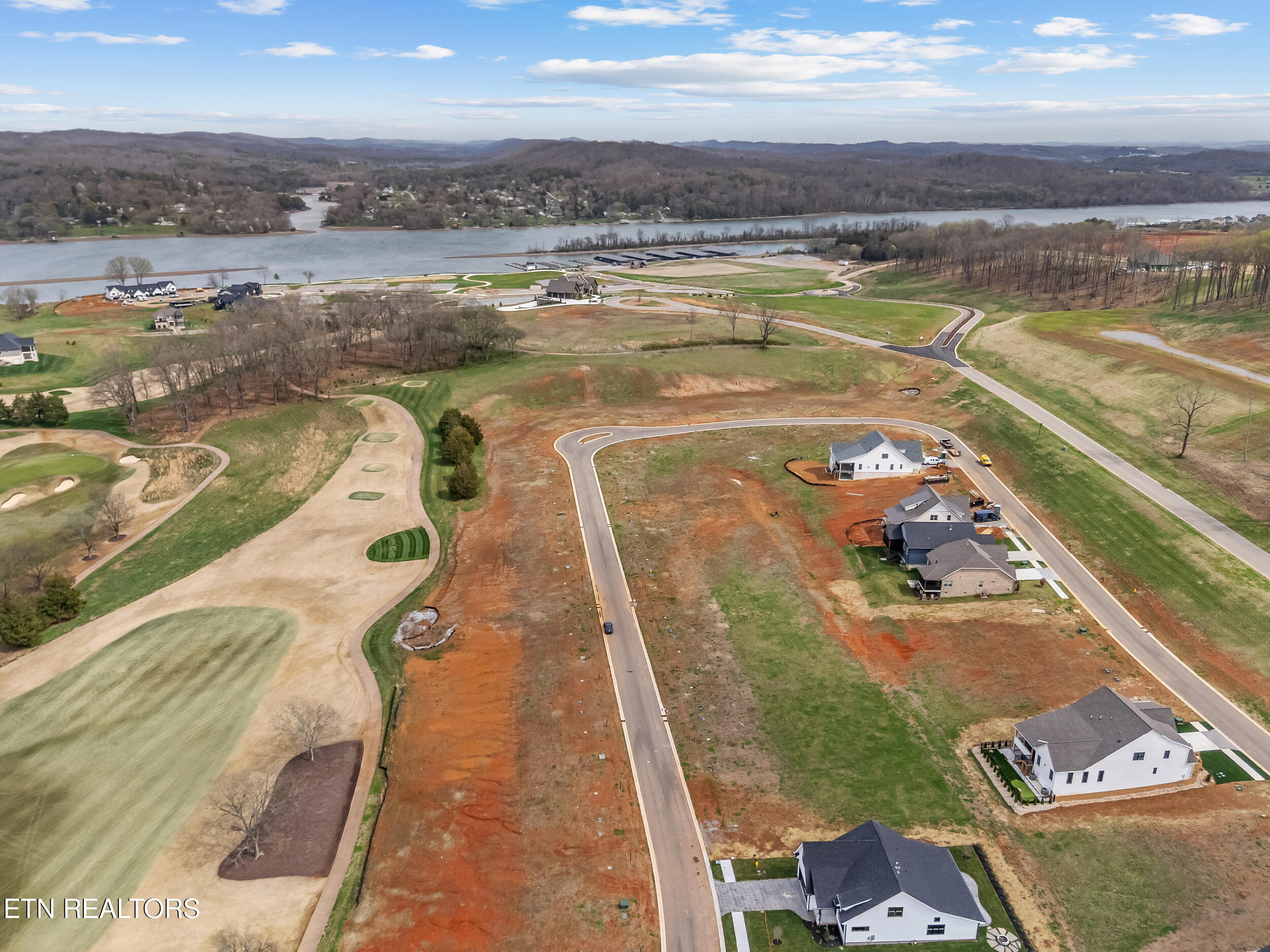 980 Black Bear Circle Loudon TN 37774
