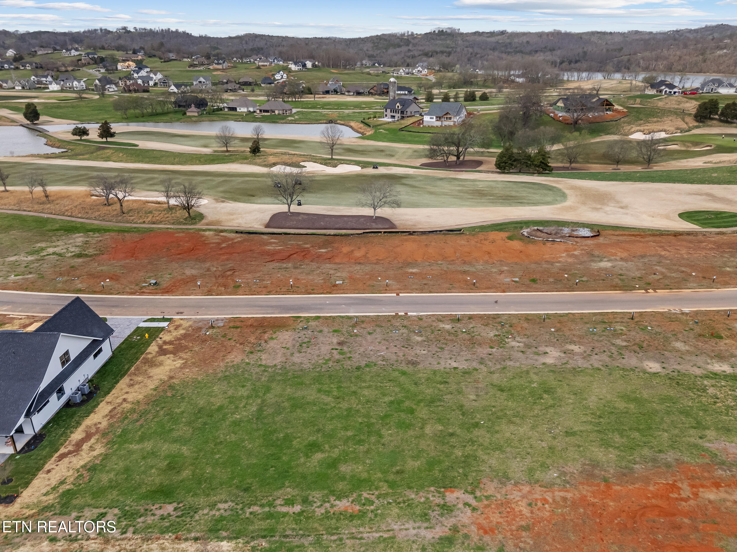 980 Black Bear Circle Loudon TN 37774