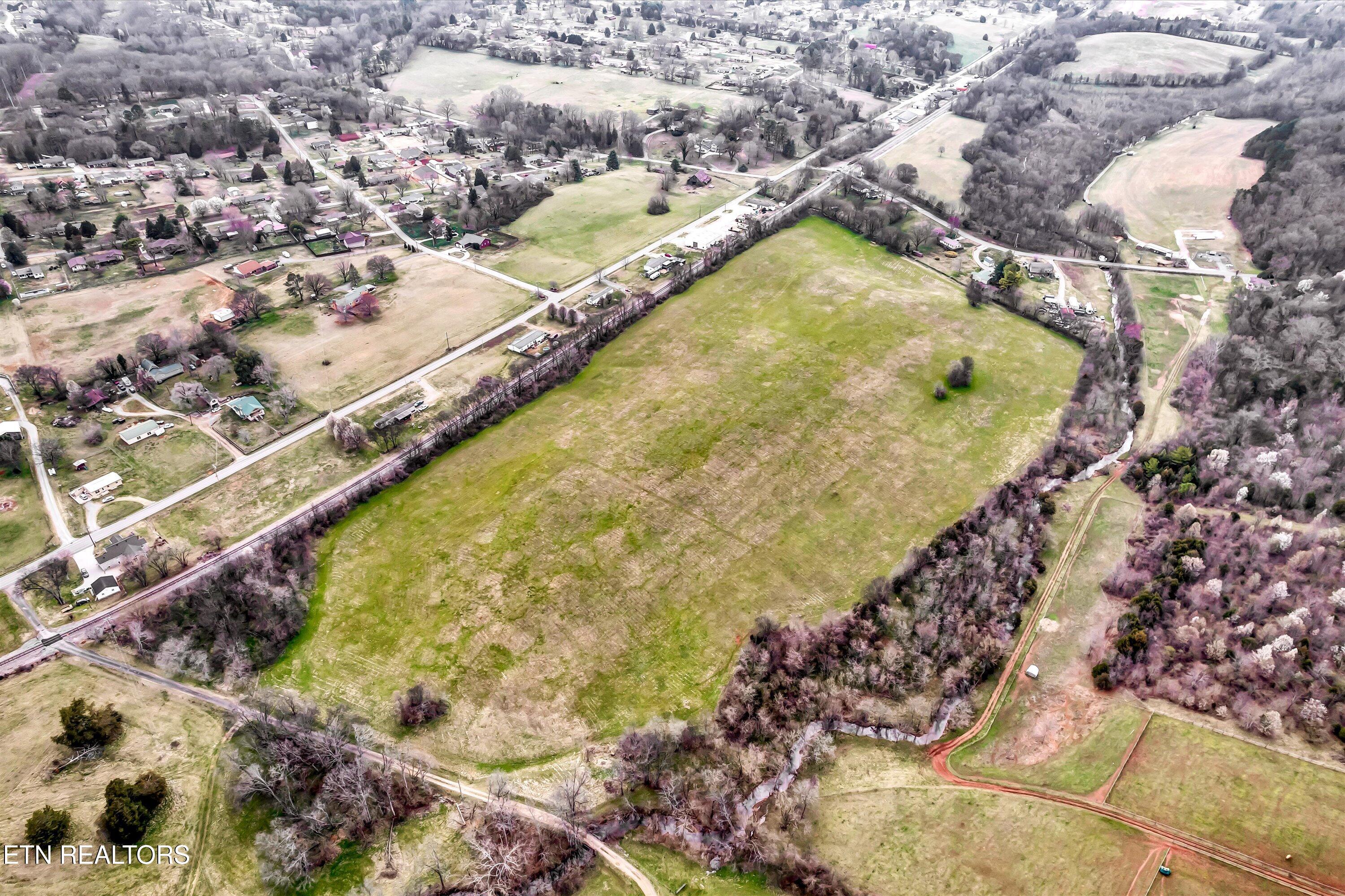 2079 Lakeview Road Lenoir City TN 37772