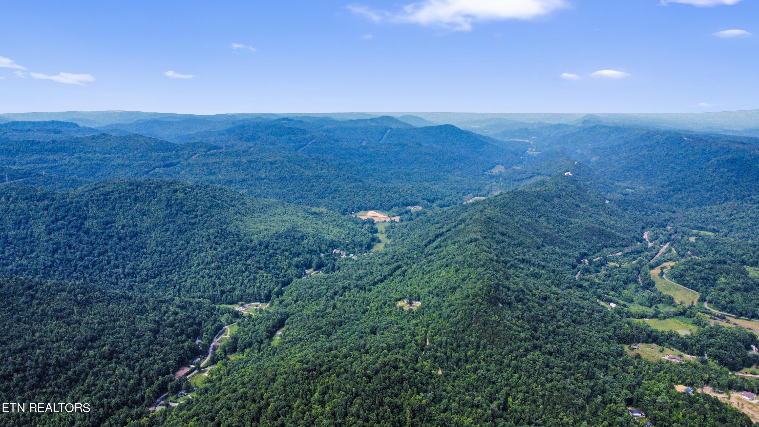 320 Taylor Lane Pioneer TN 37847