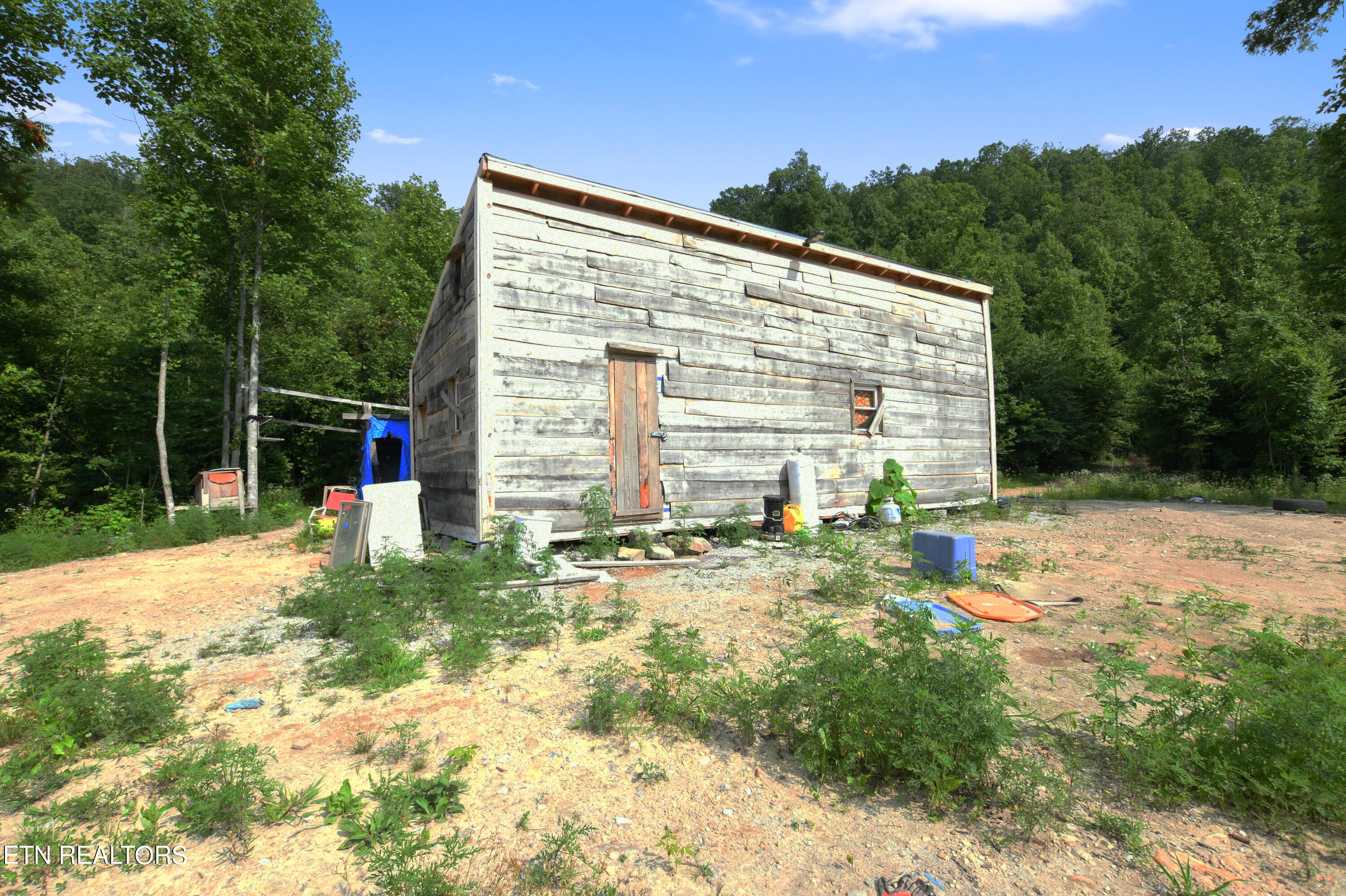 320 Taylor Lane Pioneer TN 37847