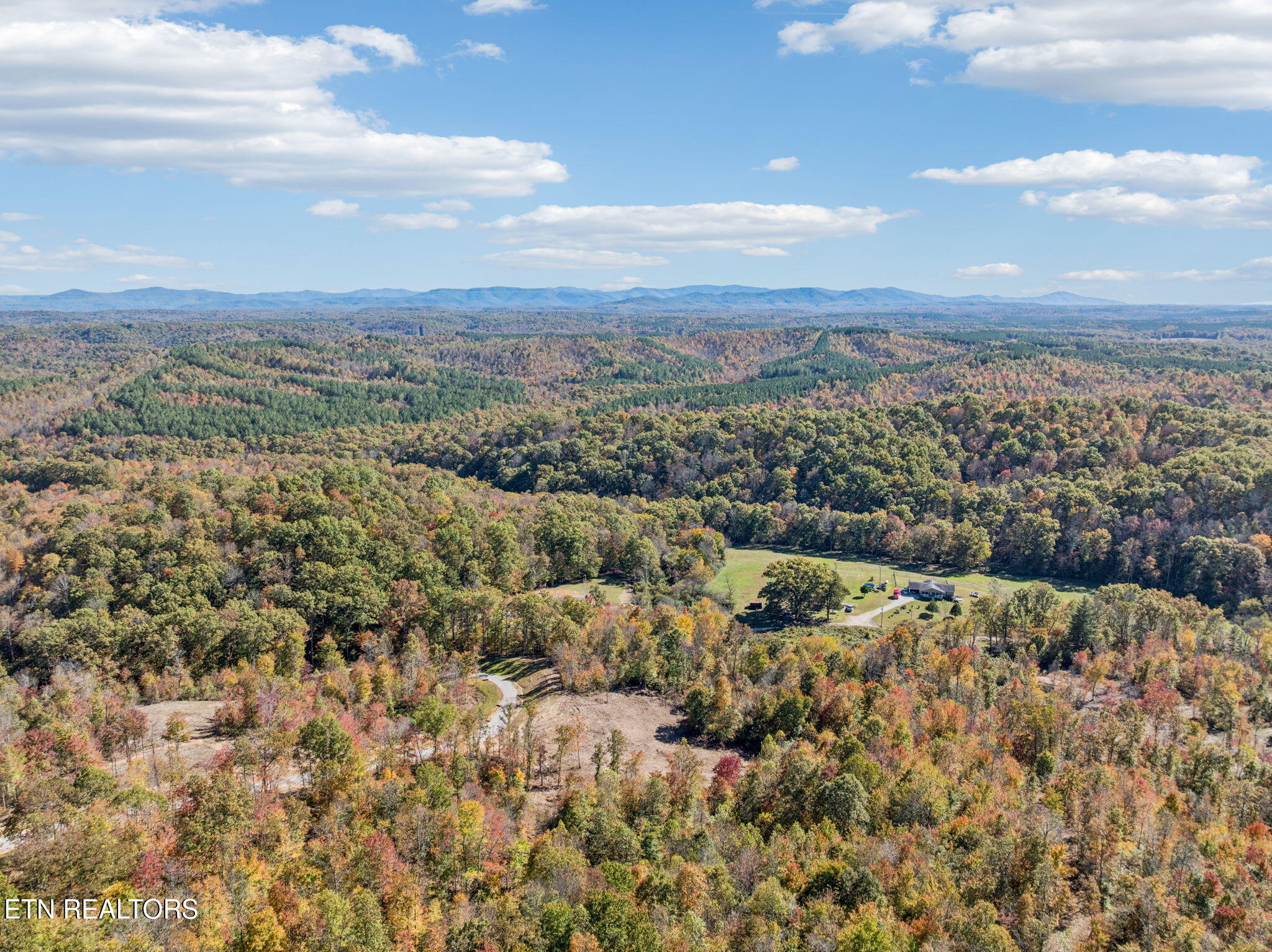 Sheep Ranch Road Robbins TN 37852