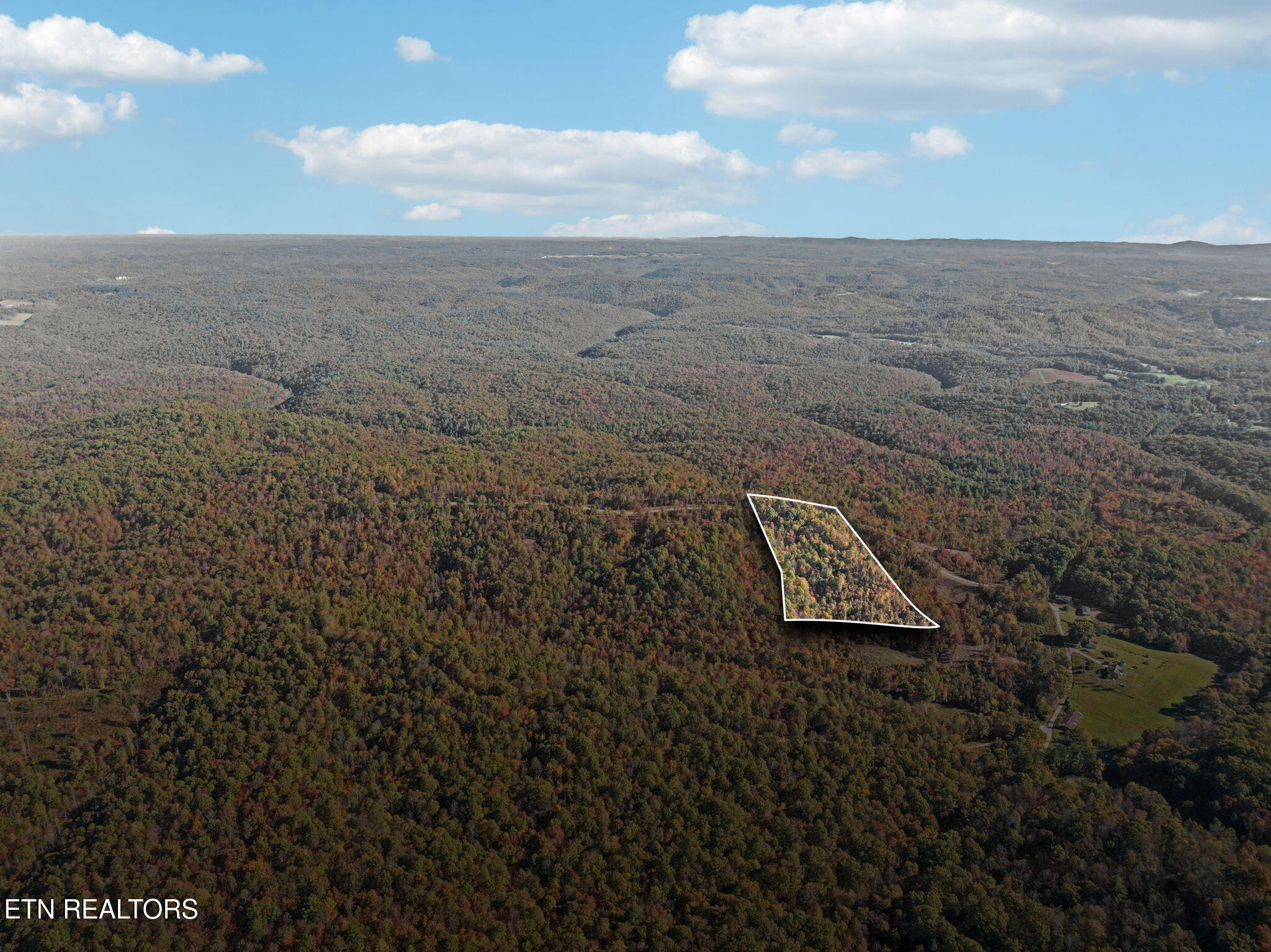 Sheep Ranch Road Robbins TN 37852