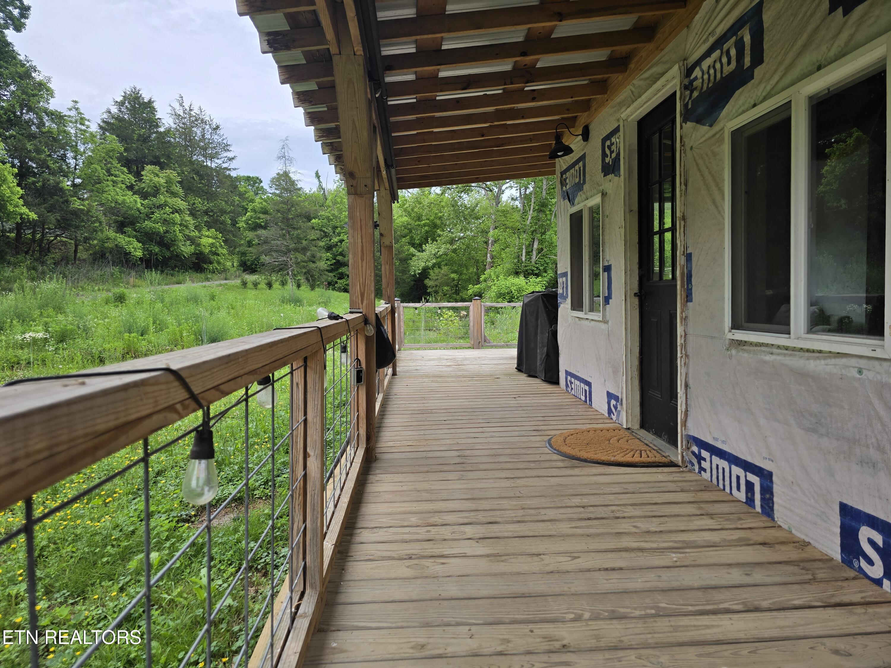 2615 Stoney Fork Road Sneedville TN 37869