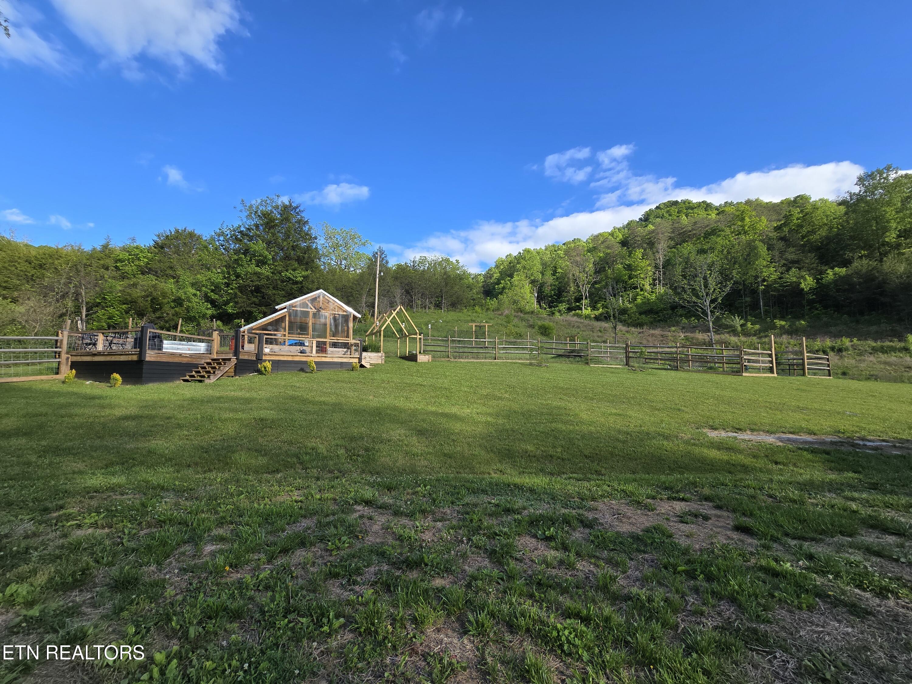 2615 Stoney Fork Road Sneedville TN 37869