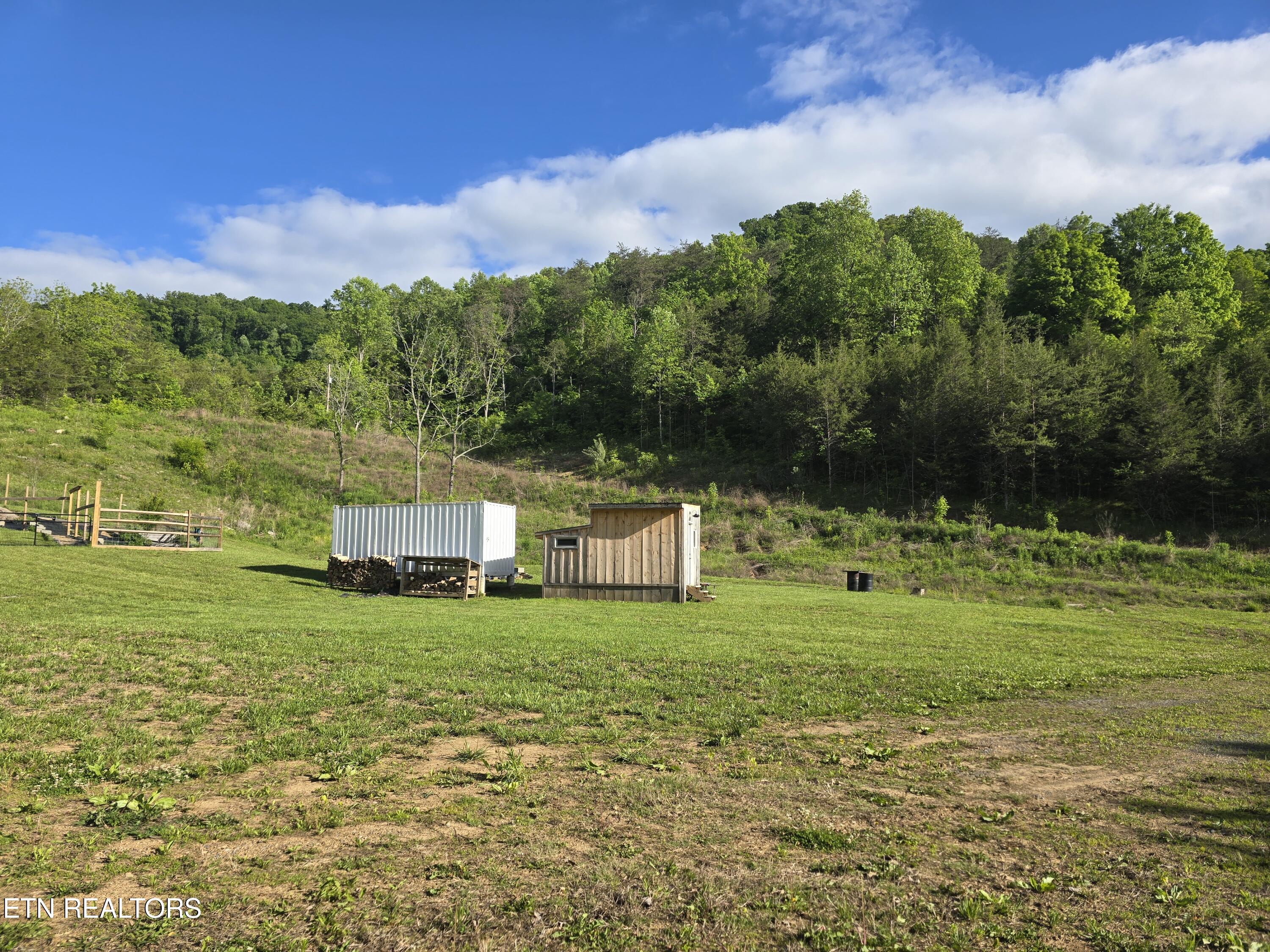 2615 Stoney Fork Road Sneedville TN 37869