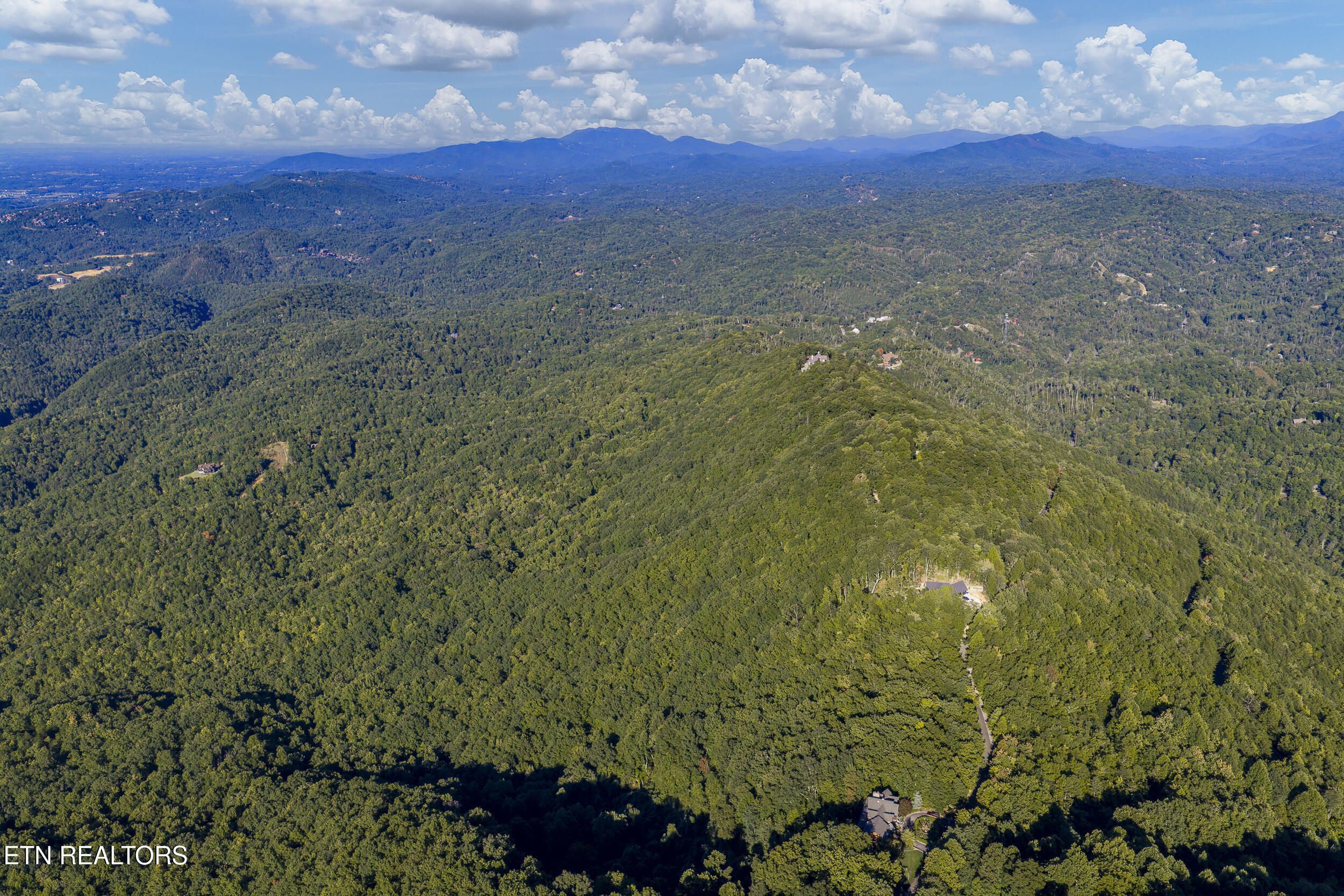 Laurel Top Way Sevierville TN 37862