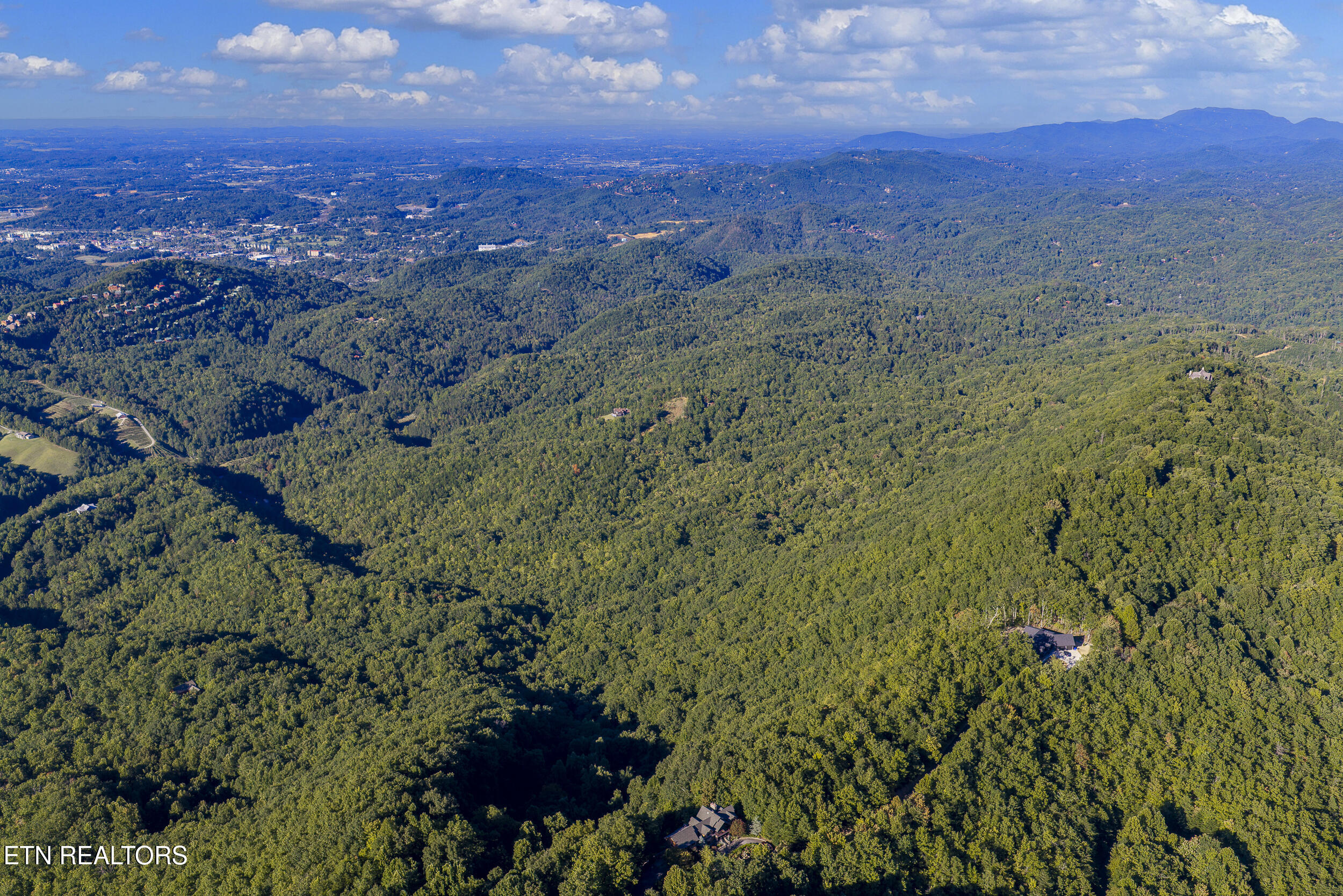 Laurel Top Way Sevierville TN 37862