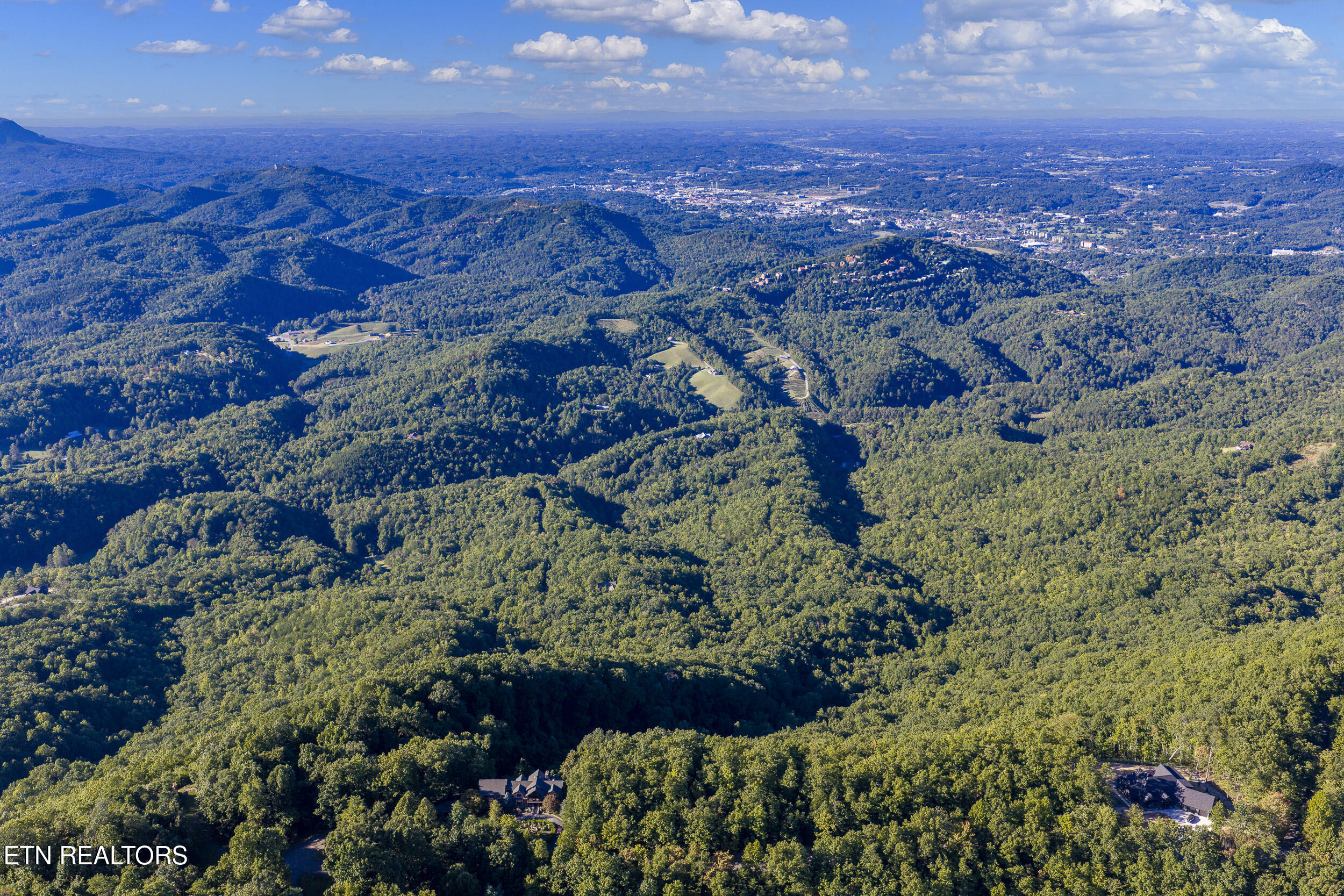 Laurel Top Way Sevierville TN 37862