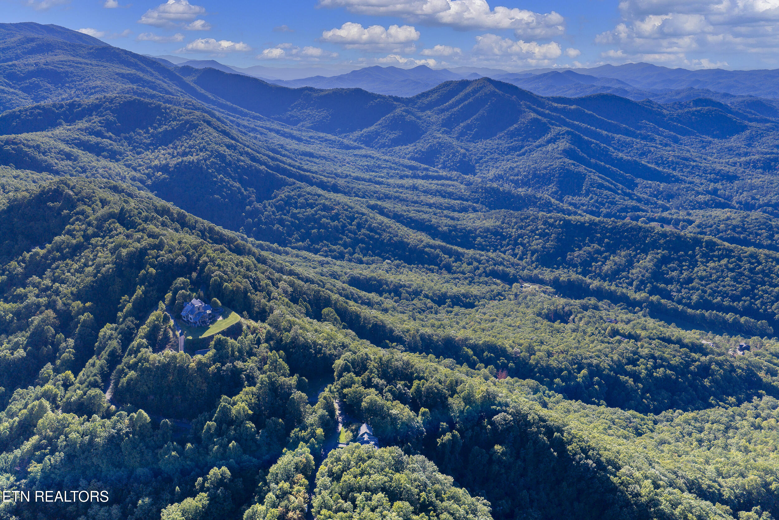 Laurel Top Way Sevierville TN 37862