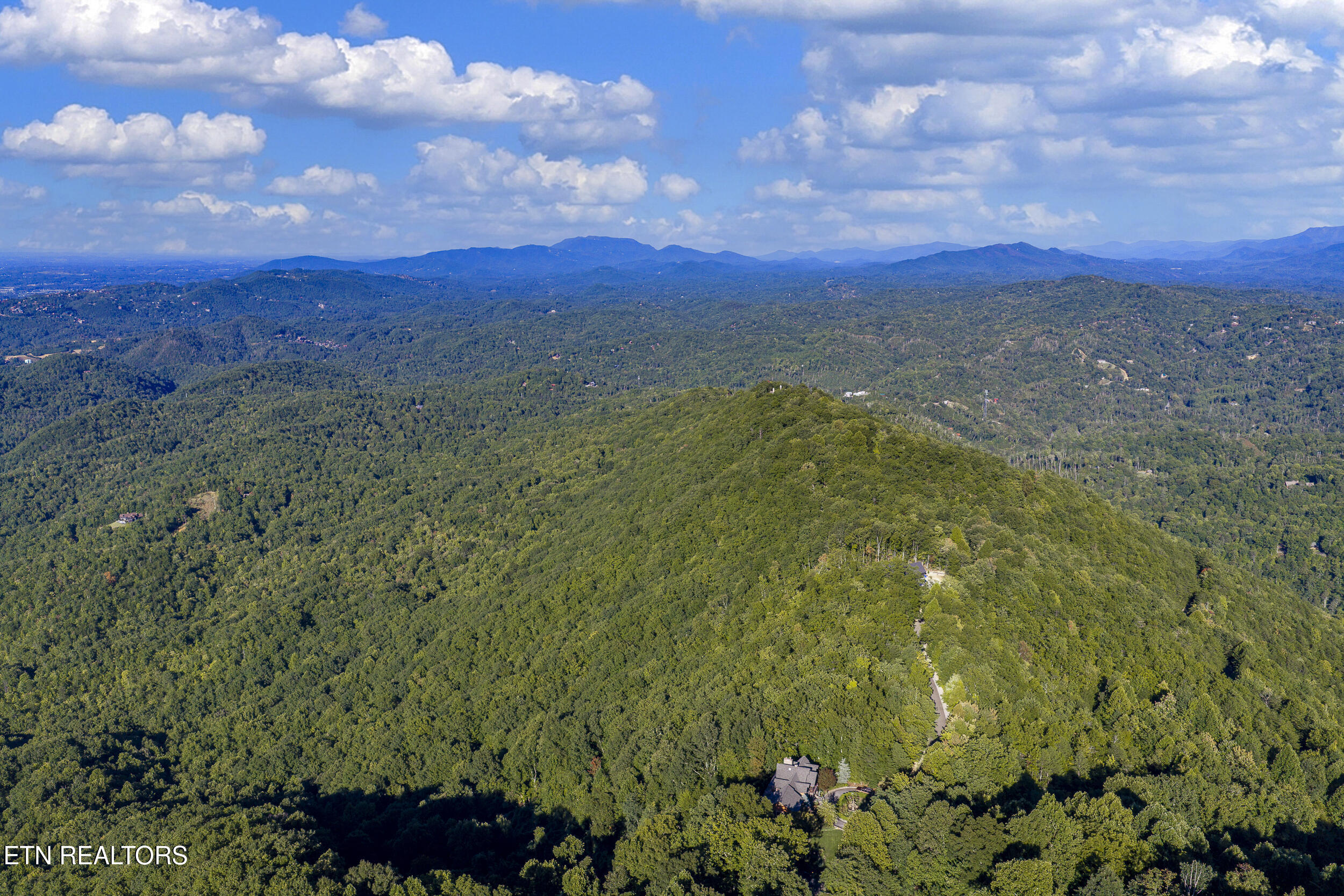 Laurel Top Way Sevierville TN 37862