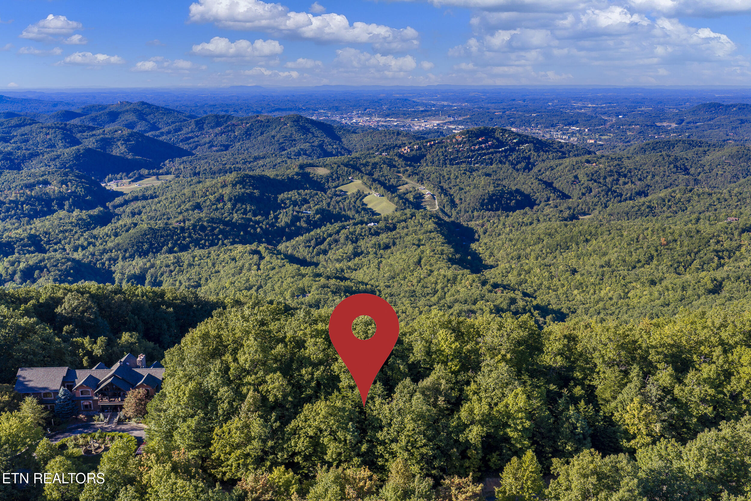 Laurel Top Way Sevierville TN 37862